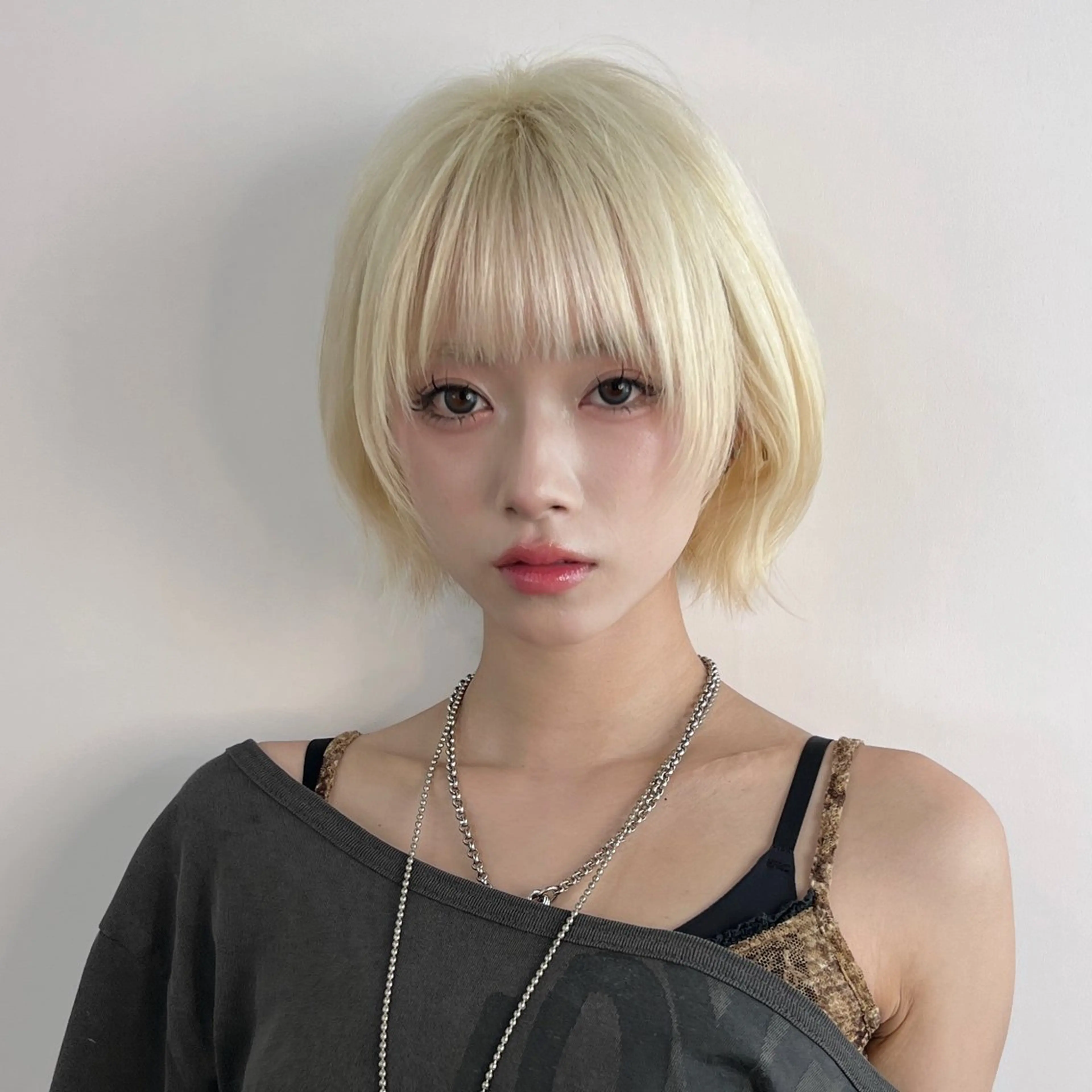 ショート カラー ショートレイヤー レイヤーカット ショートヘア カット ヘアカラー トリートメント 武田涼レイヤーカット 髪質改善×縮毛矯正のヘアスタイル