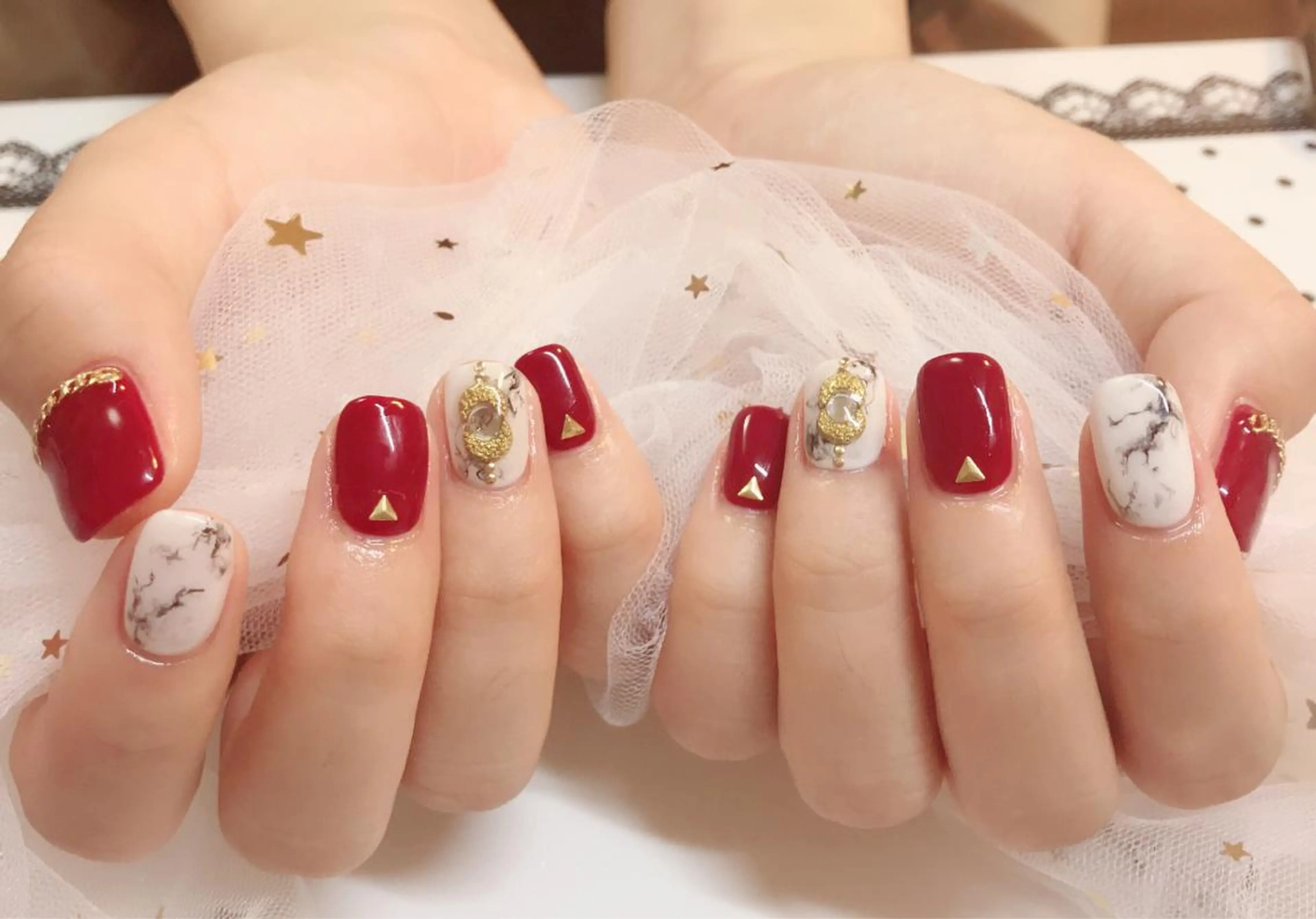 カラー ネイル Q Free nailsのネイルデザイン