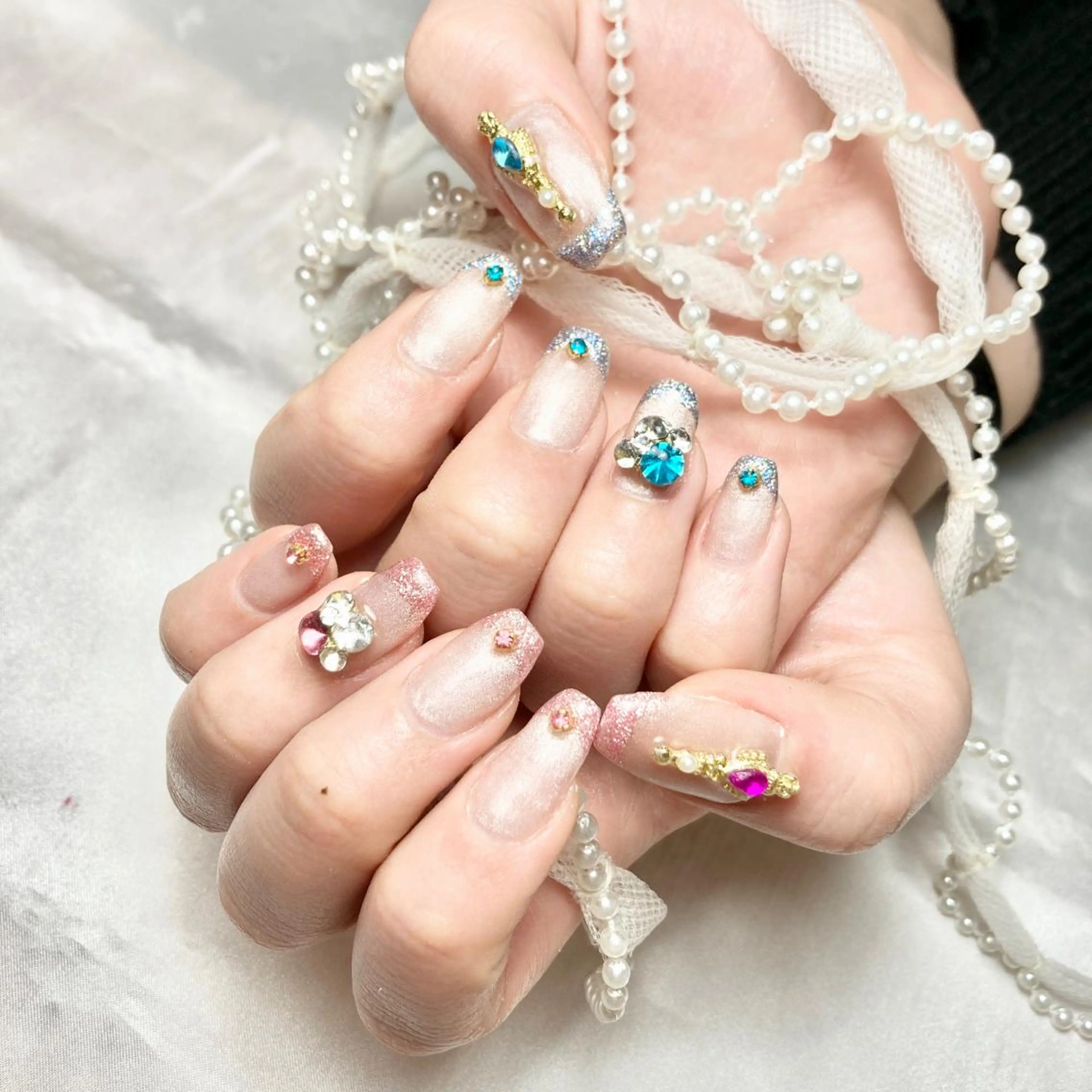 ネイル アートネイル オーロラネイル べっ甲ネイル ブルー ボルドー 韓国ネイル/新大久保 /駅近　【Toko】のネイルデザイン