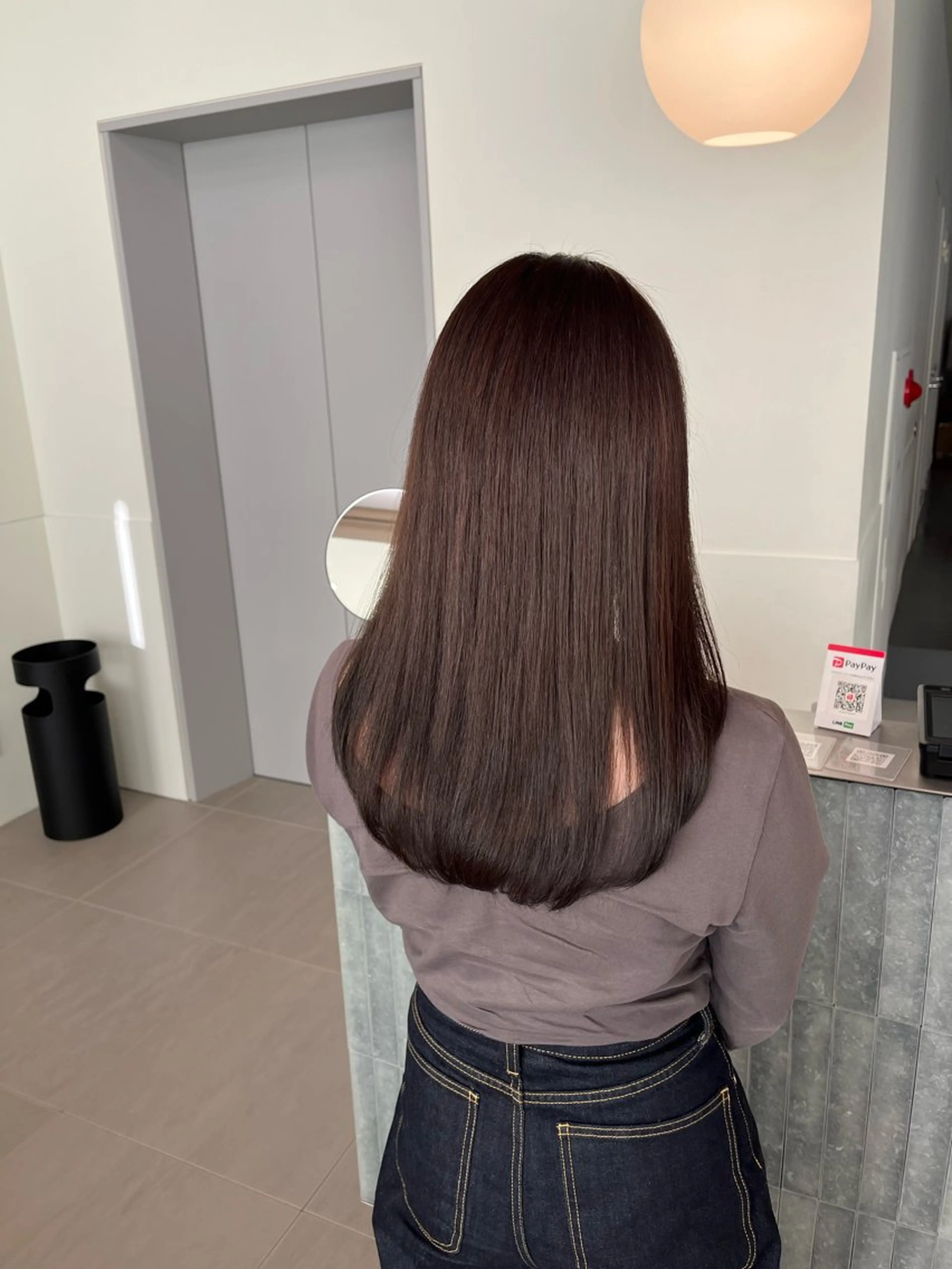 ロング カラー ベージュカラー ブリーチ 透明感カラー ダブルカラー 酸性ストレート ヘアカラー 縮毛矯正 ブリーチ/レイヤー 🌻Mutsumiのヘアスタイル