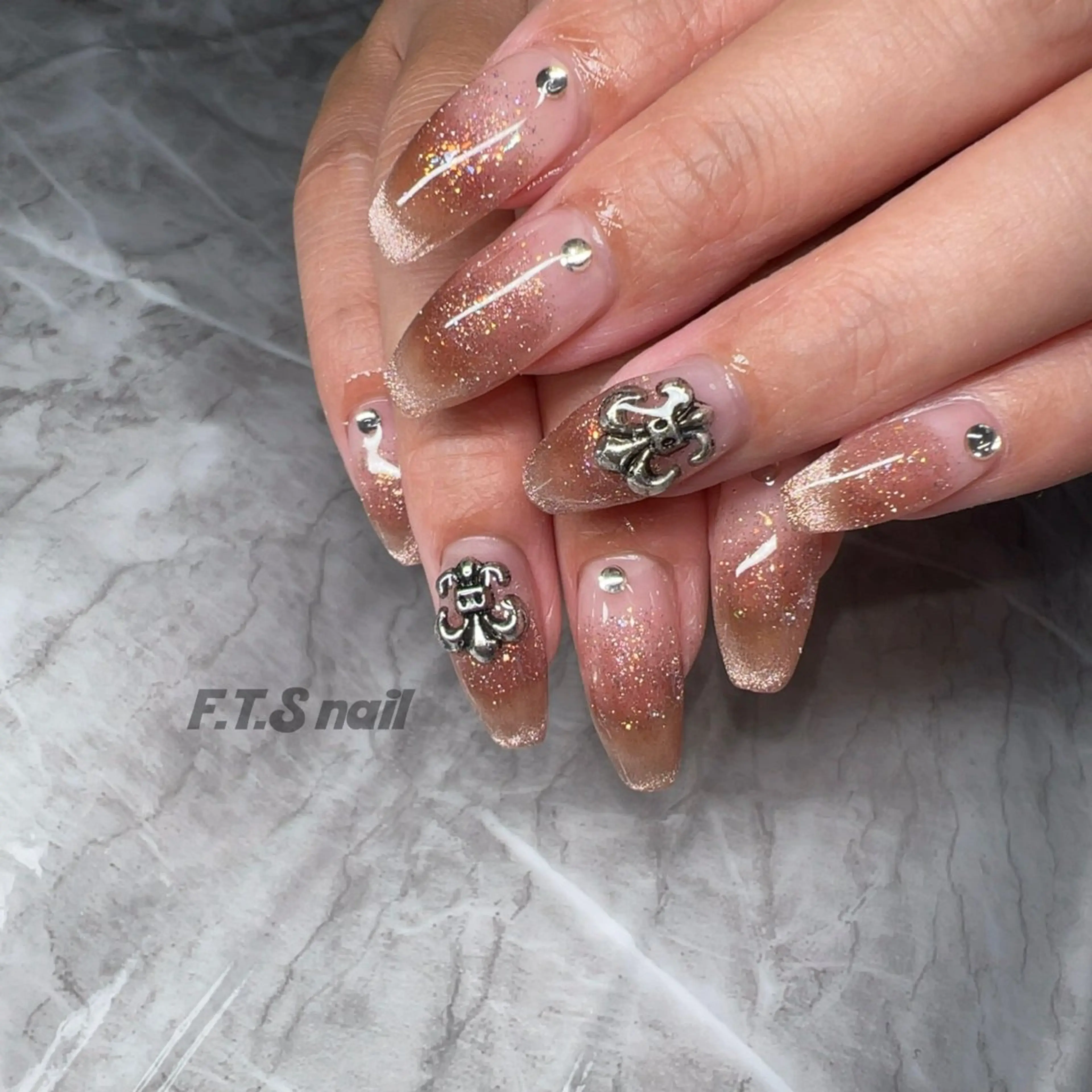 ネイル F.T.S nailのネイルデザイン