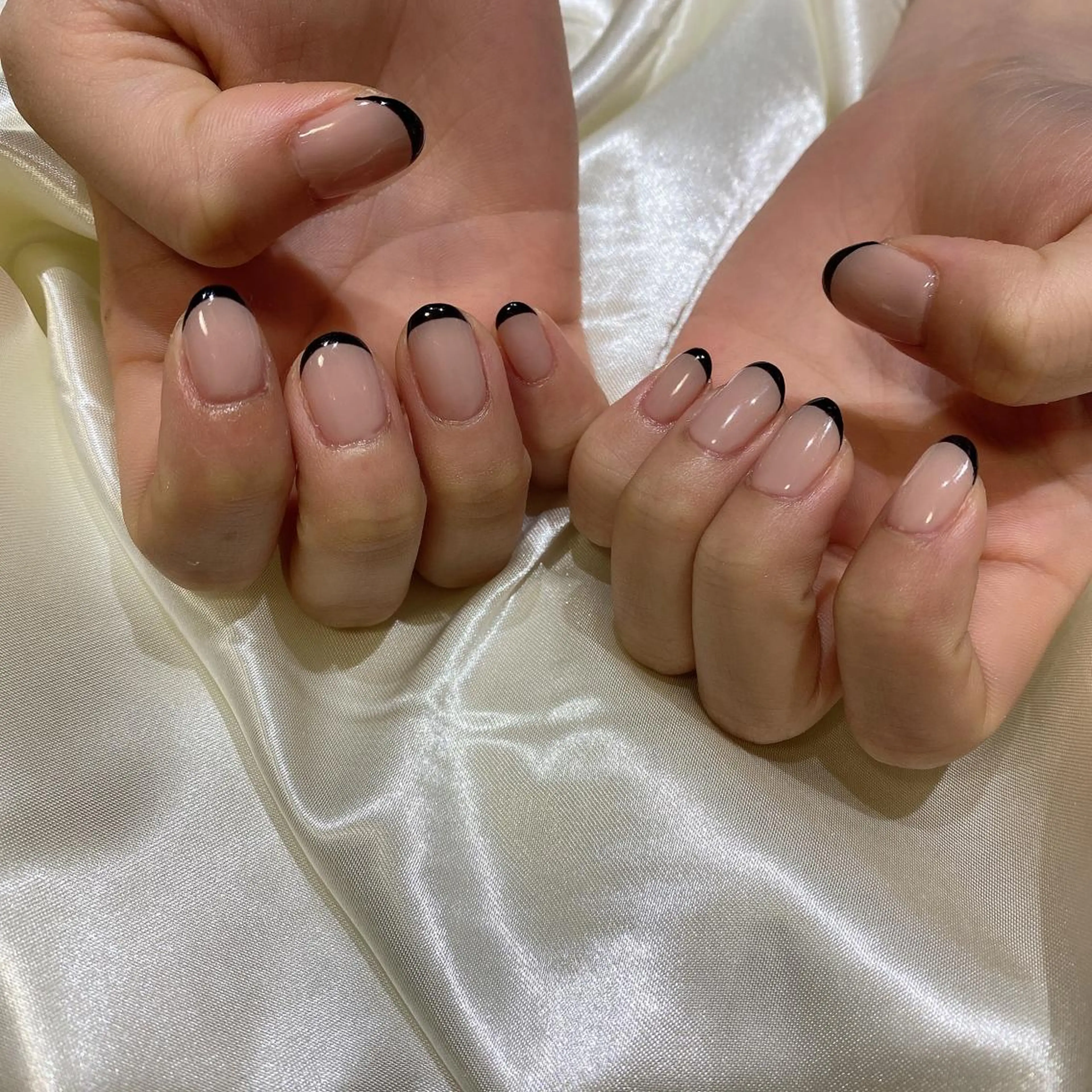 ネイル ハンドネイル 西岡 杏のネイルデザイン