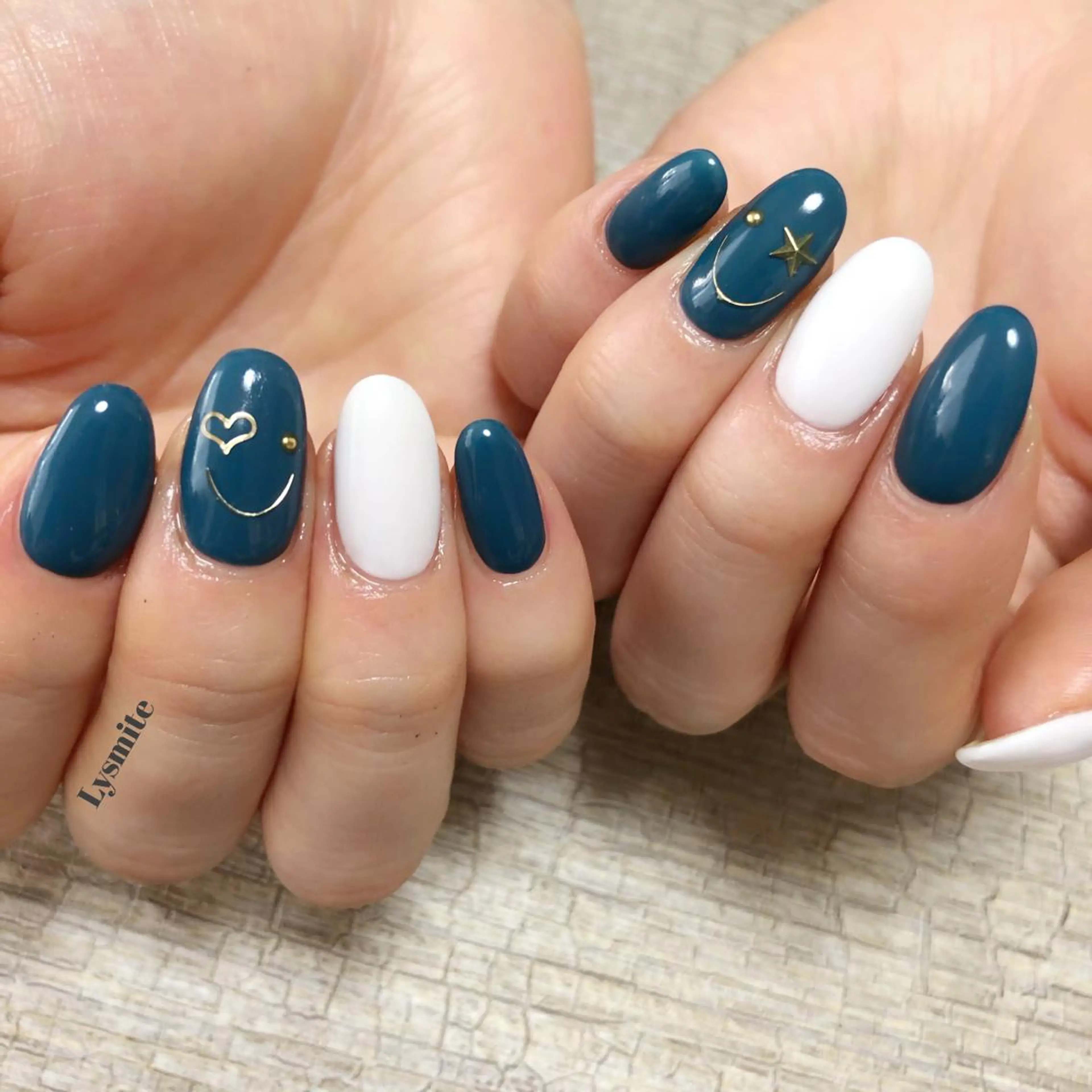 ネイル シンプルネイル ハンドネイル Lysmite所属・岩本 美香のネイルデザイン