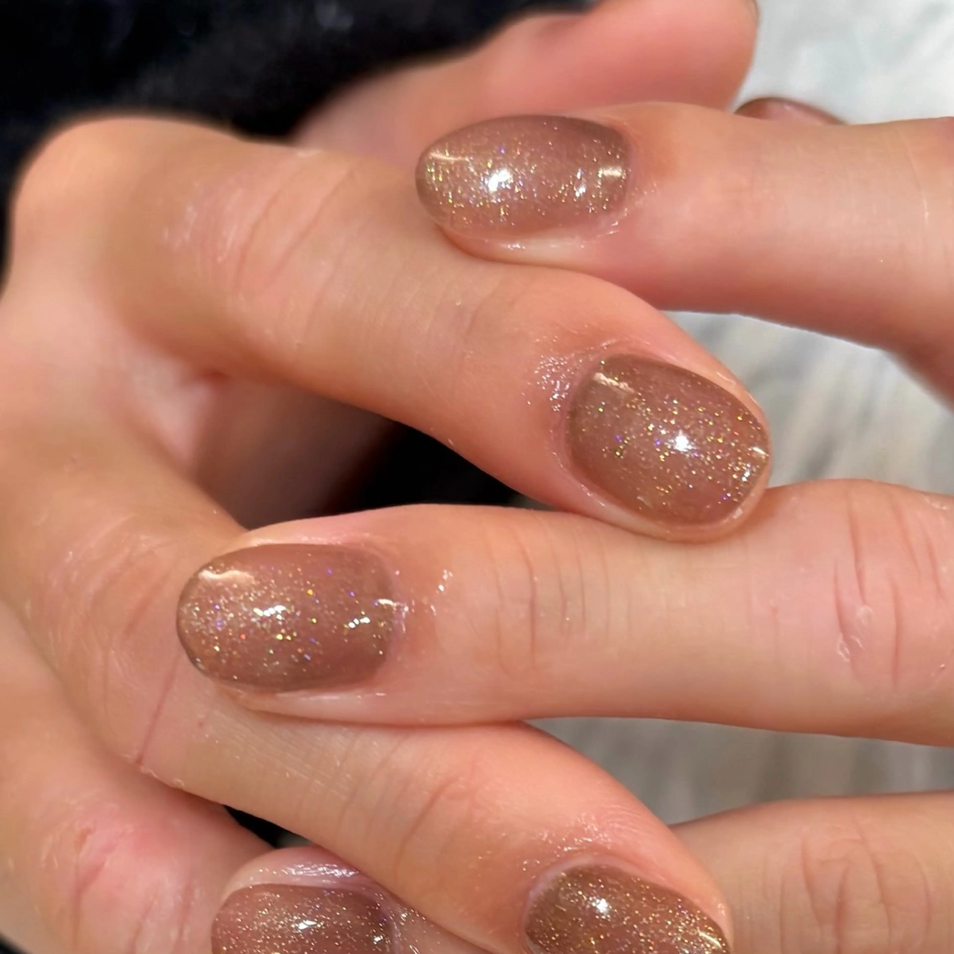 ネイル キラキラネイル ハンドネイル 河方 紗希のネイルデザイン