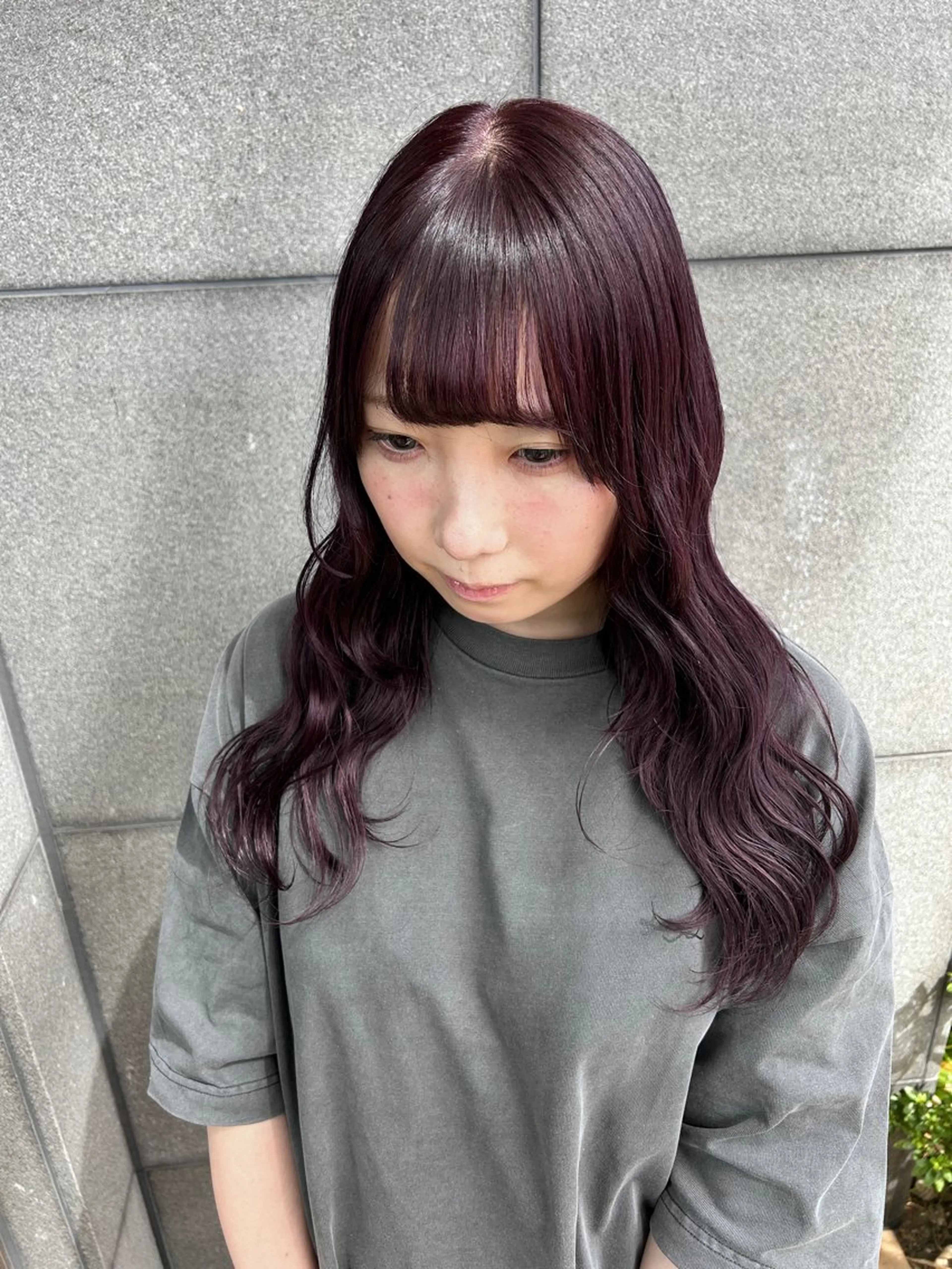 ロング カラー ブリーチ カシス ダブルカラー ブリーチなしカラー ピンクカラー ヘアカラー 阪田 真奈未のヘアスタイル