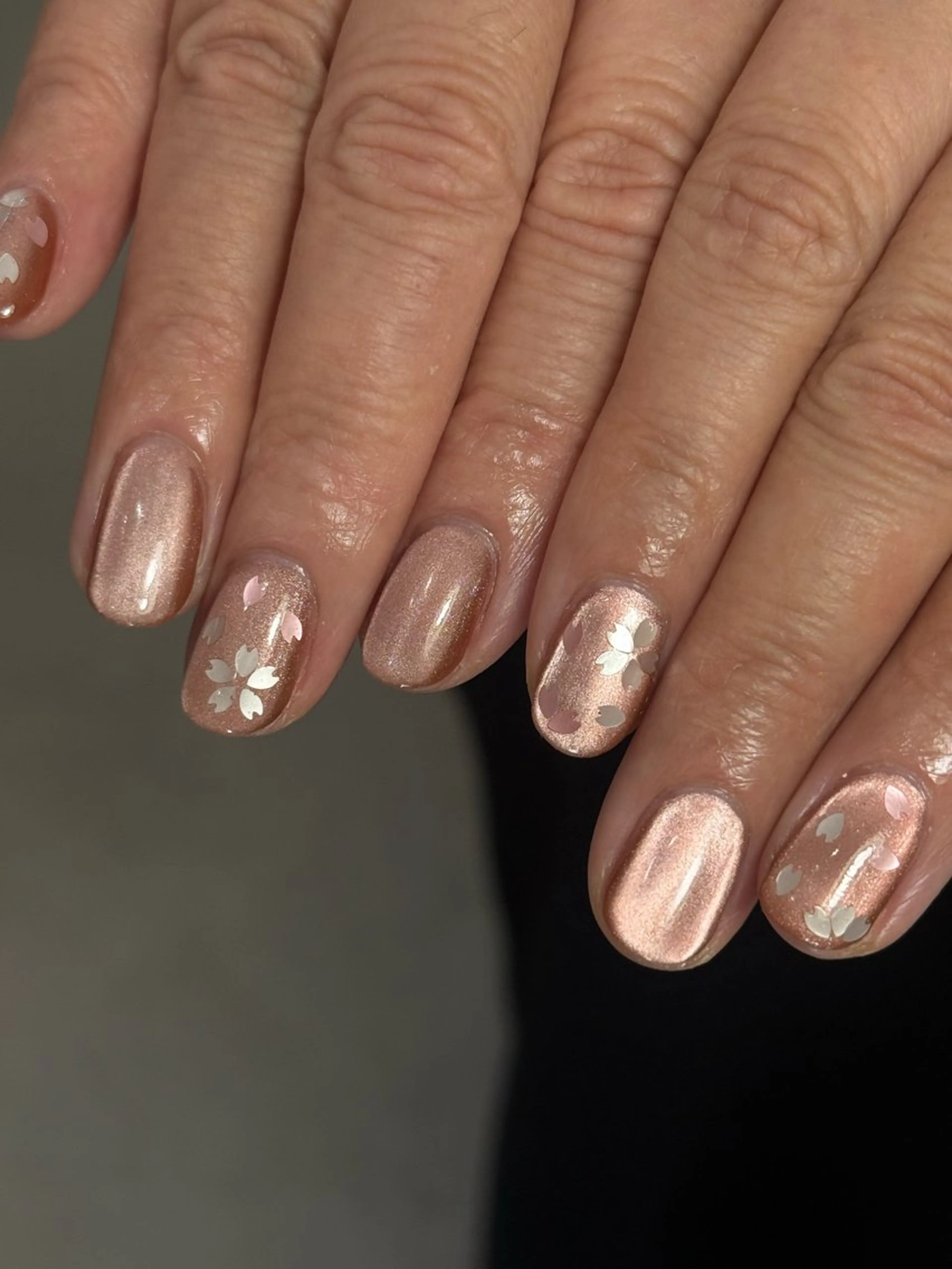 ネイル neouv所属・NEOUV_ mikuのネイルデザイン