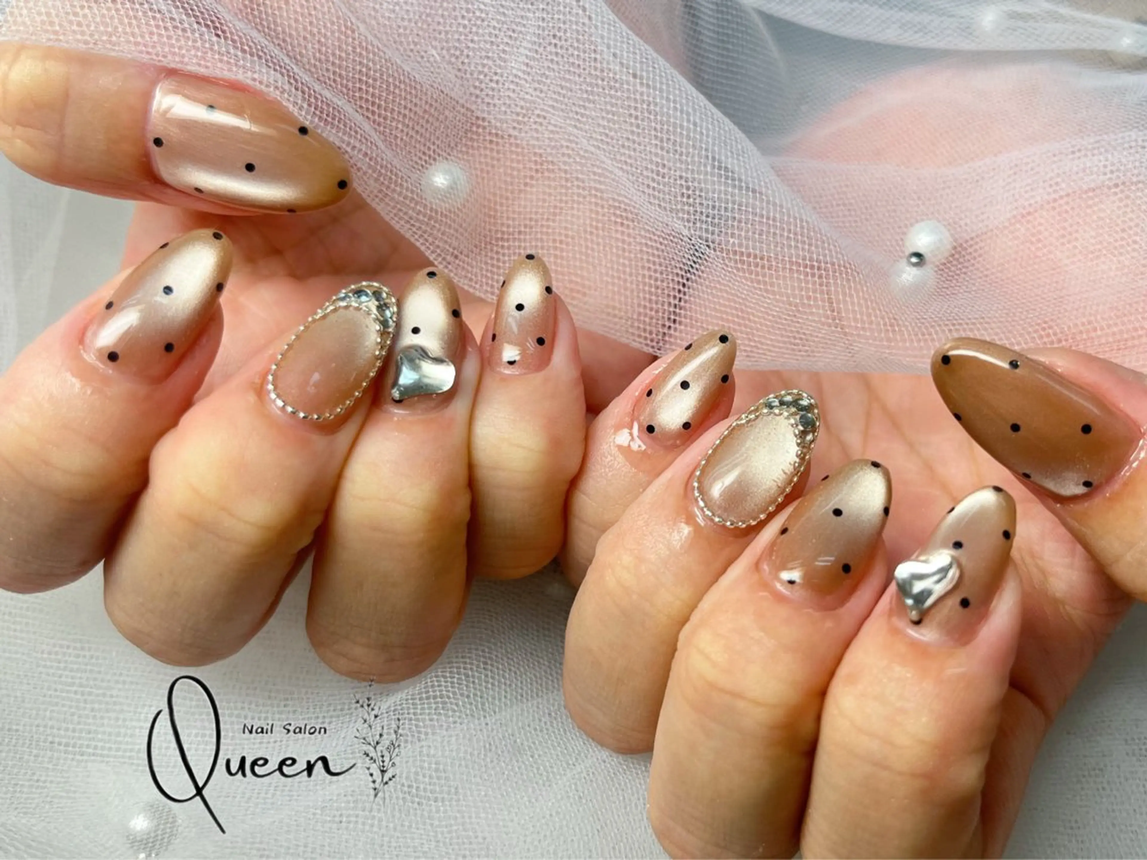 ネイル ハンドネイル Queen nail 北堀江 ASUKAのネイルデザイン