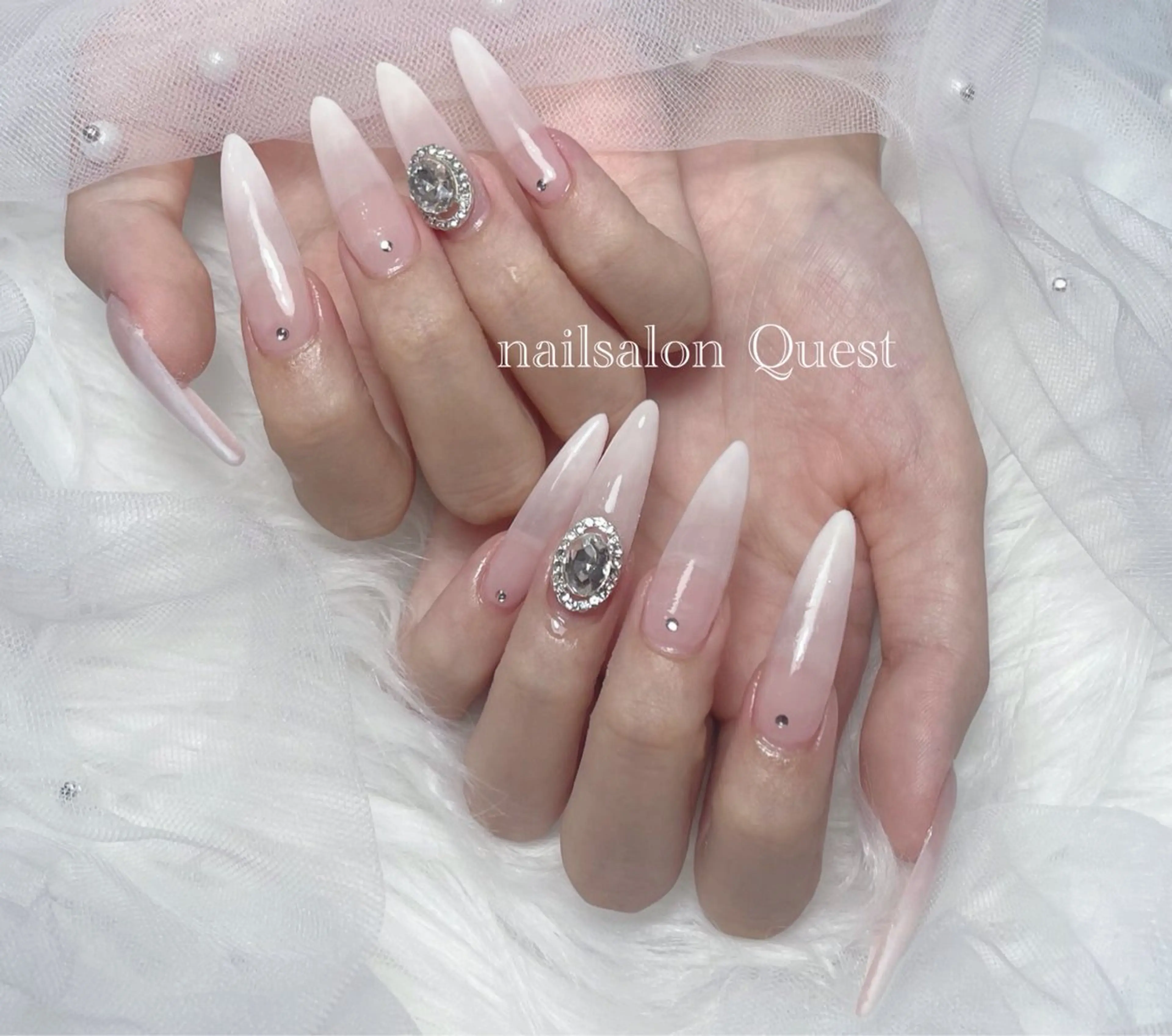ネイル ハンドネイル nailsalon Questのネイルデザイン