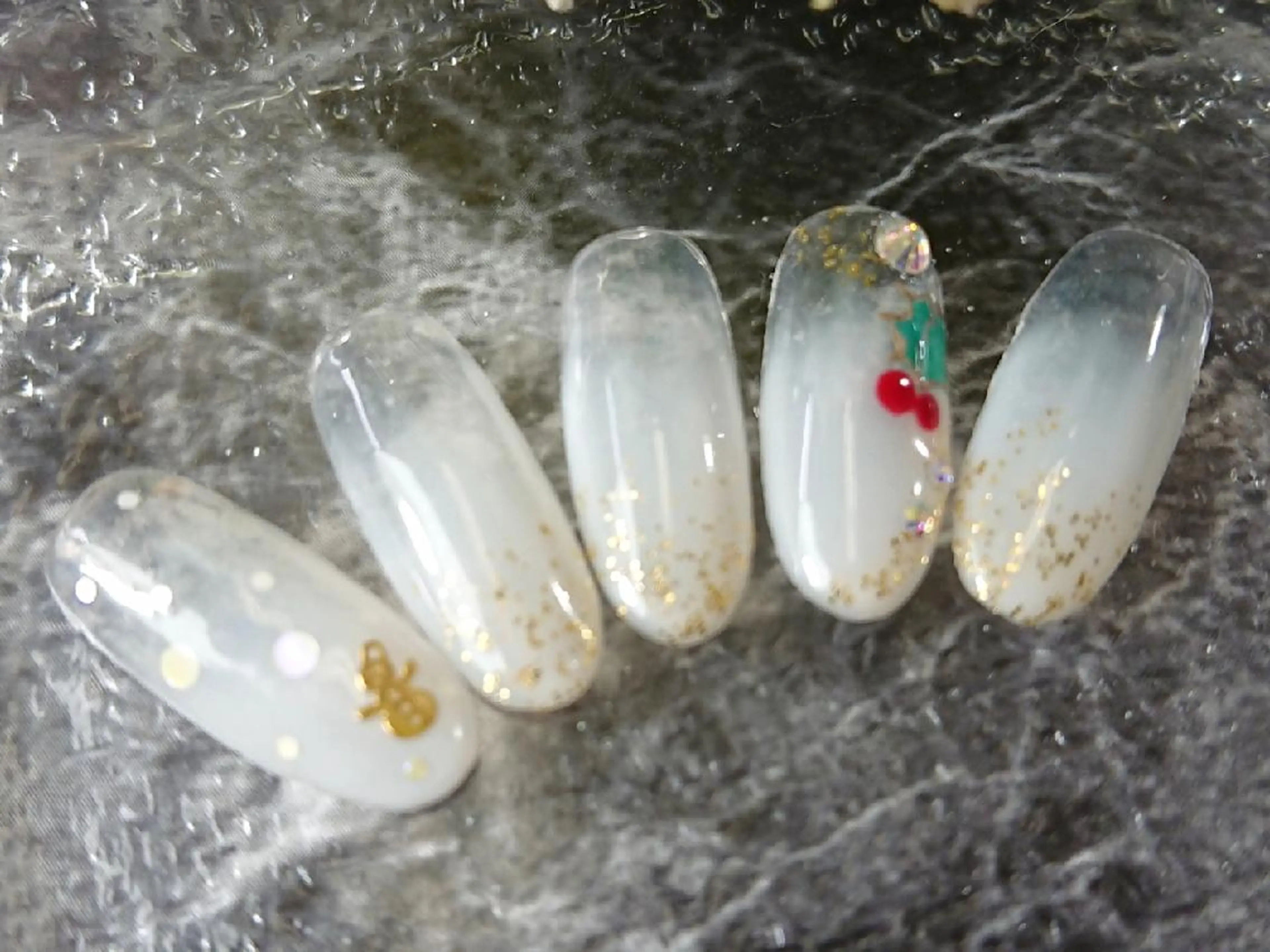 ネイル ホワイト 冬ネイル クリスマス 林 珠里のネイルデザイン