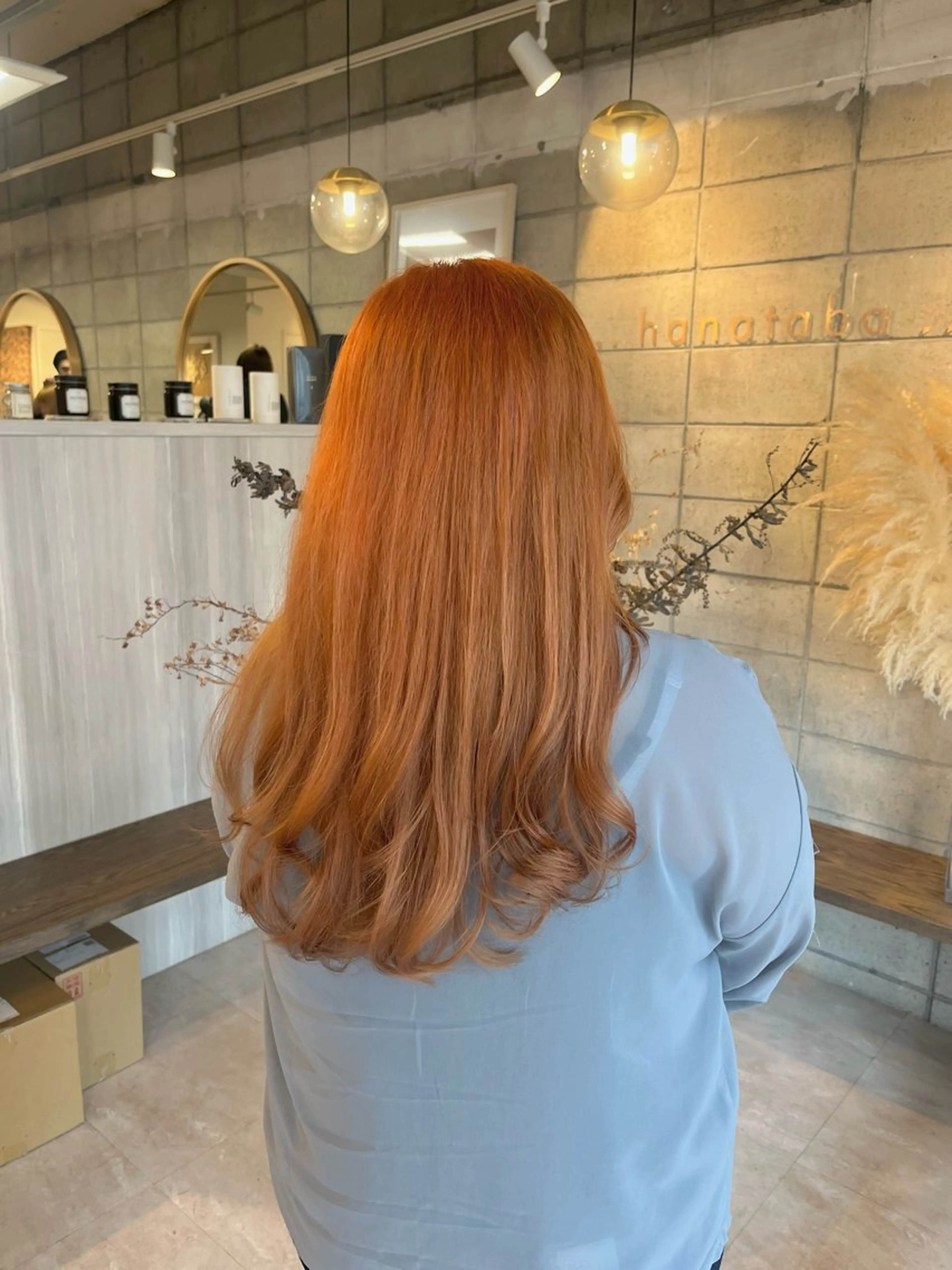 ロング カラー ブリーチ オレンジ 椙山 沙南子のヘアスタイル