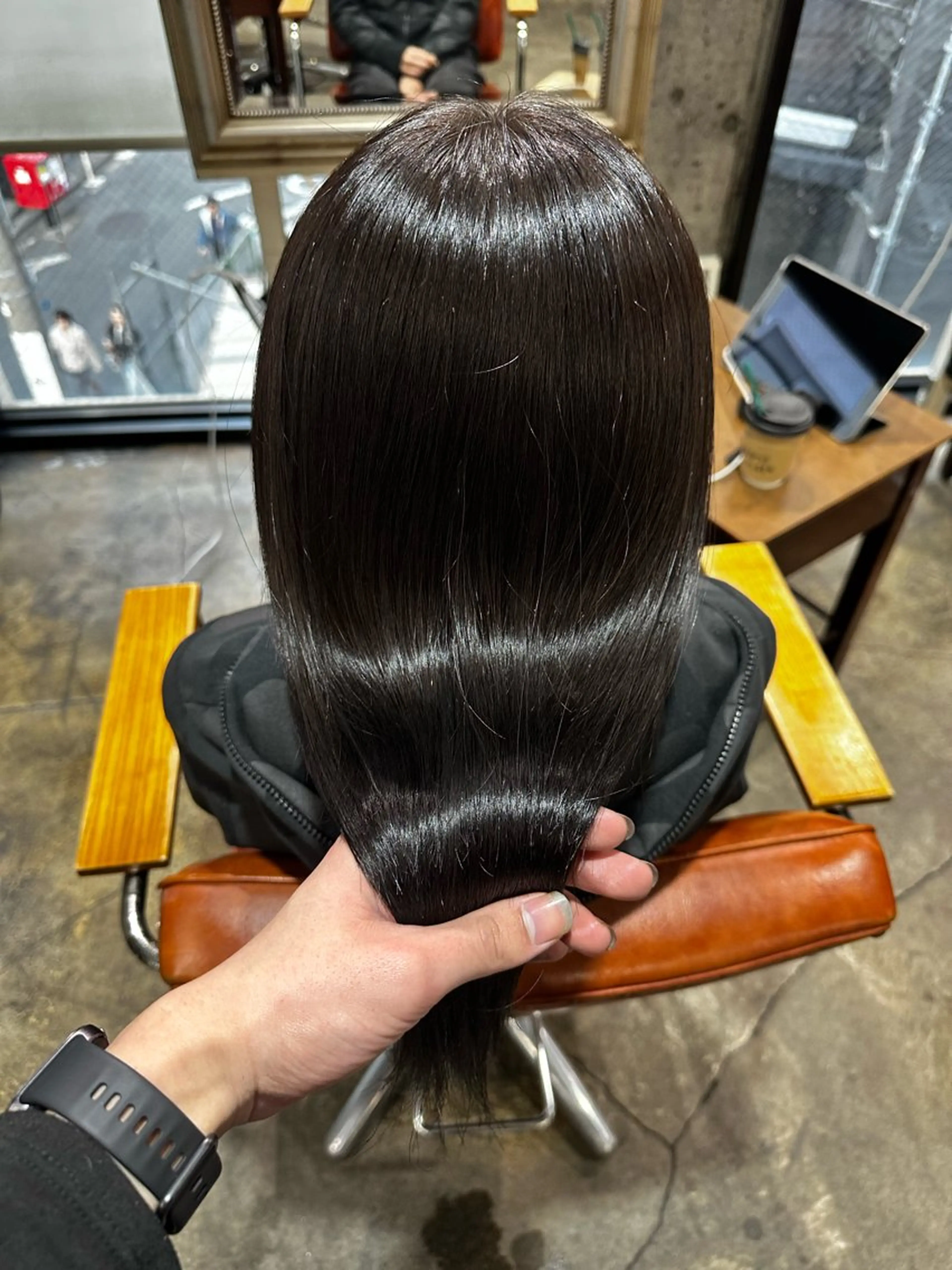 ロング ヘアカラー 【💎ツヤ髪💎】 ダメージレスカラー✨のヘアスタイル