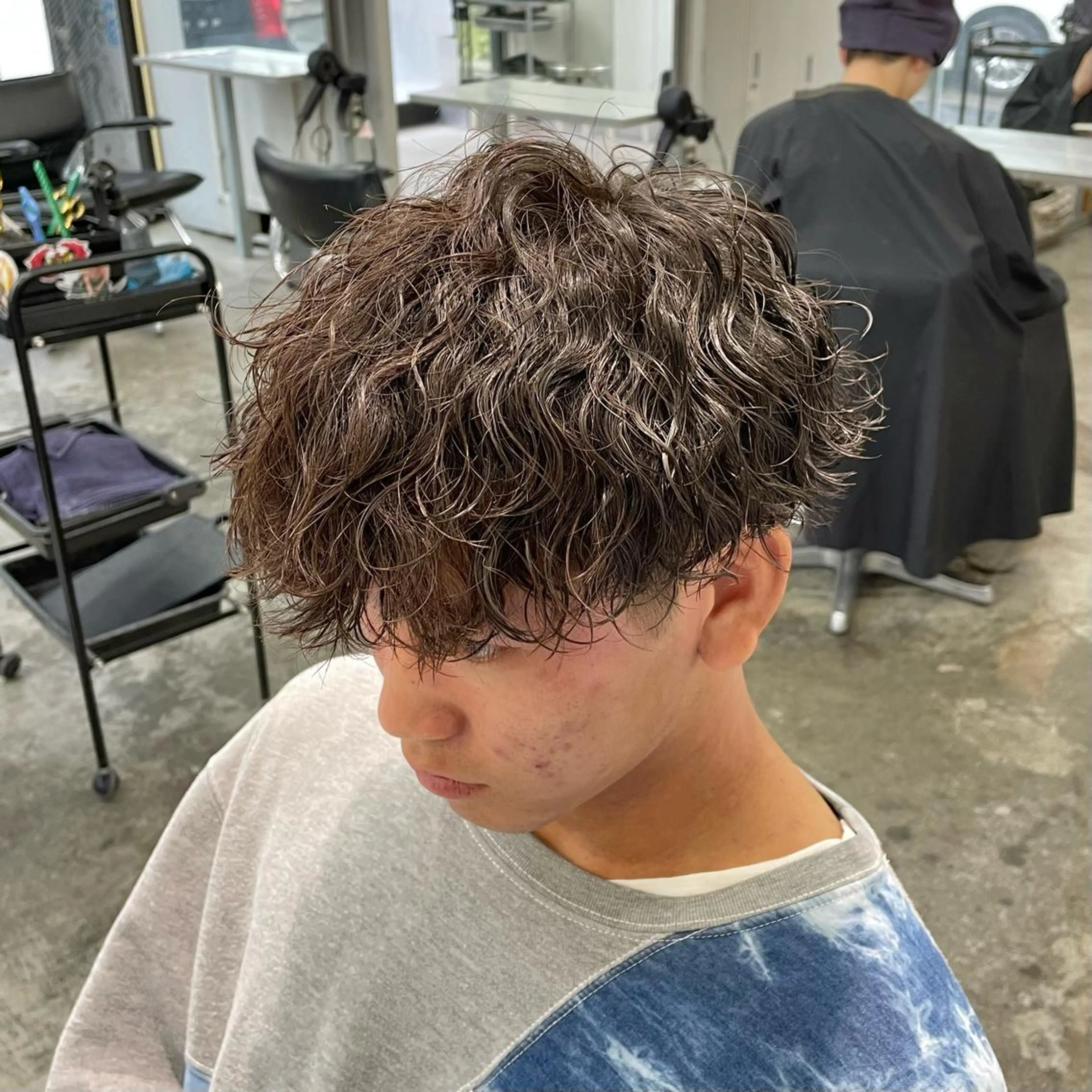 ショート パーマ メンズ 波巻きパーマ カット パーマ メンズ特化美容師/ 藤戸 椋のヘアスタイル