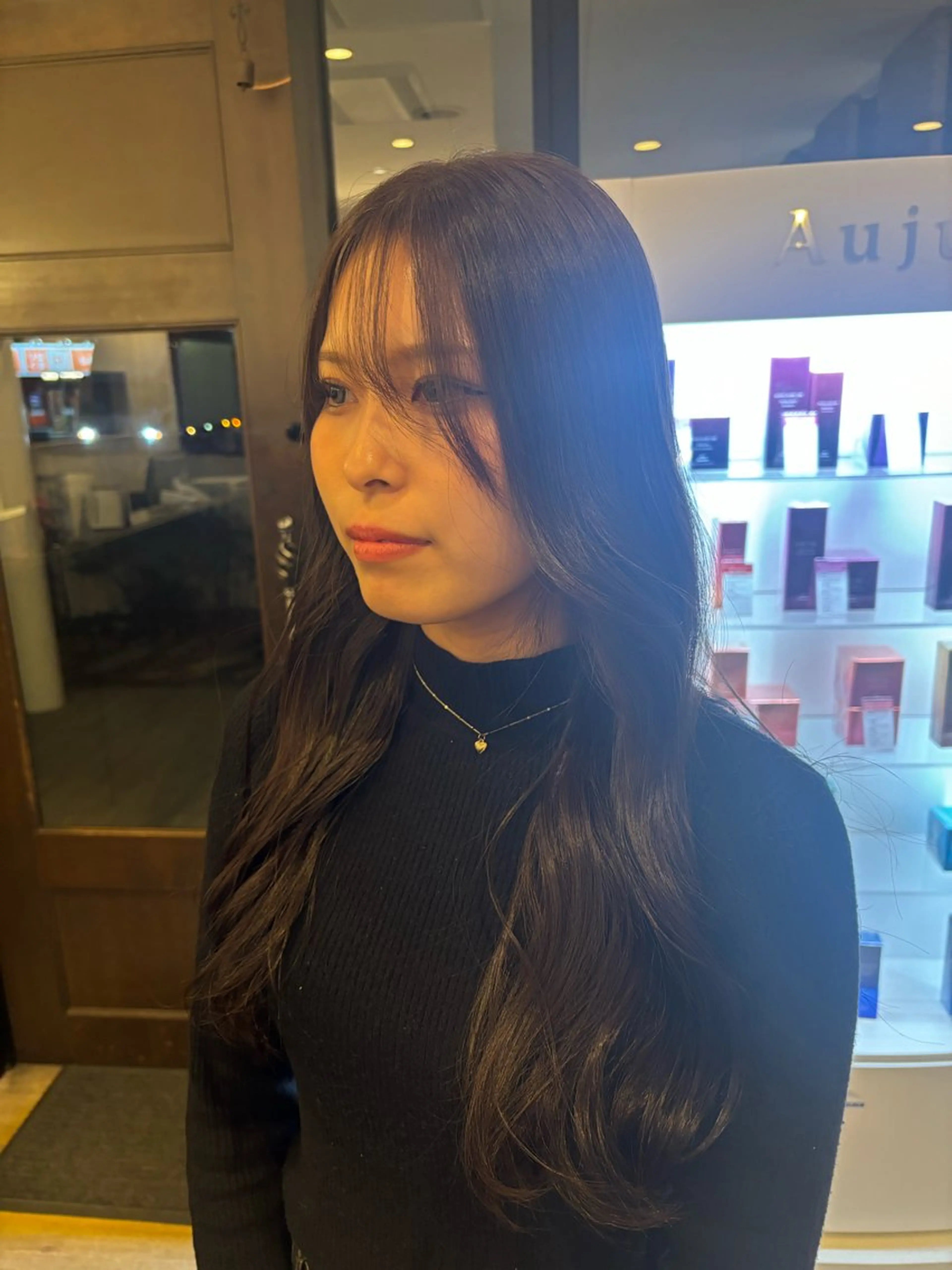 ロング ヘアカラー VOGUE小牧所属・akasaka mariのヘアスタイル