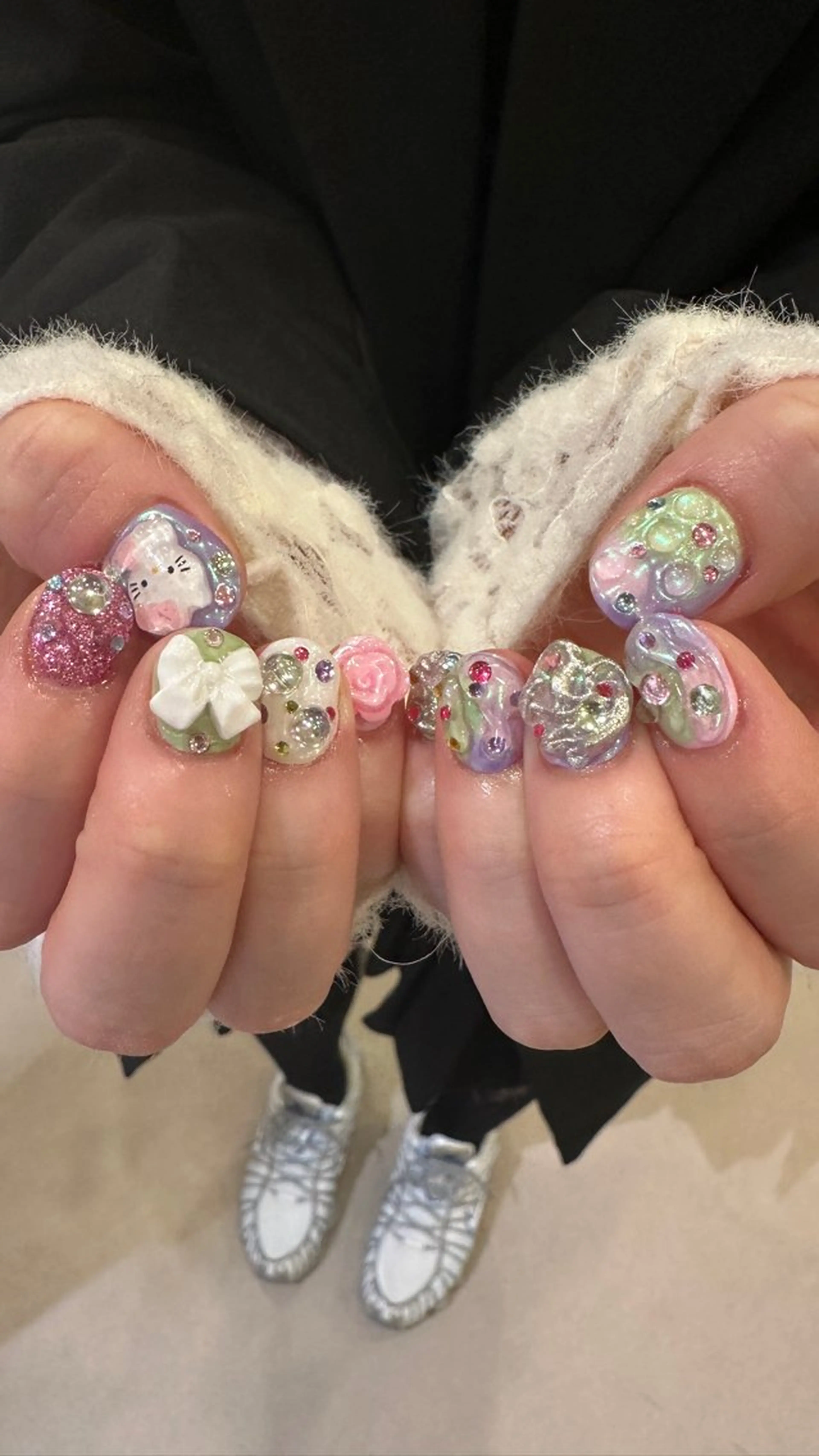 ネイル ハンドネイル 👽個性派ネイル🎀 komachiのヘアスタイル