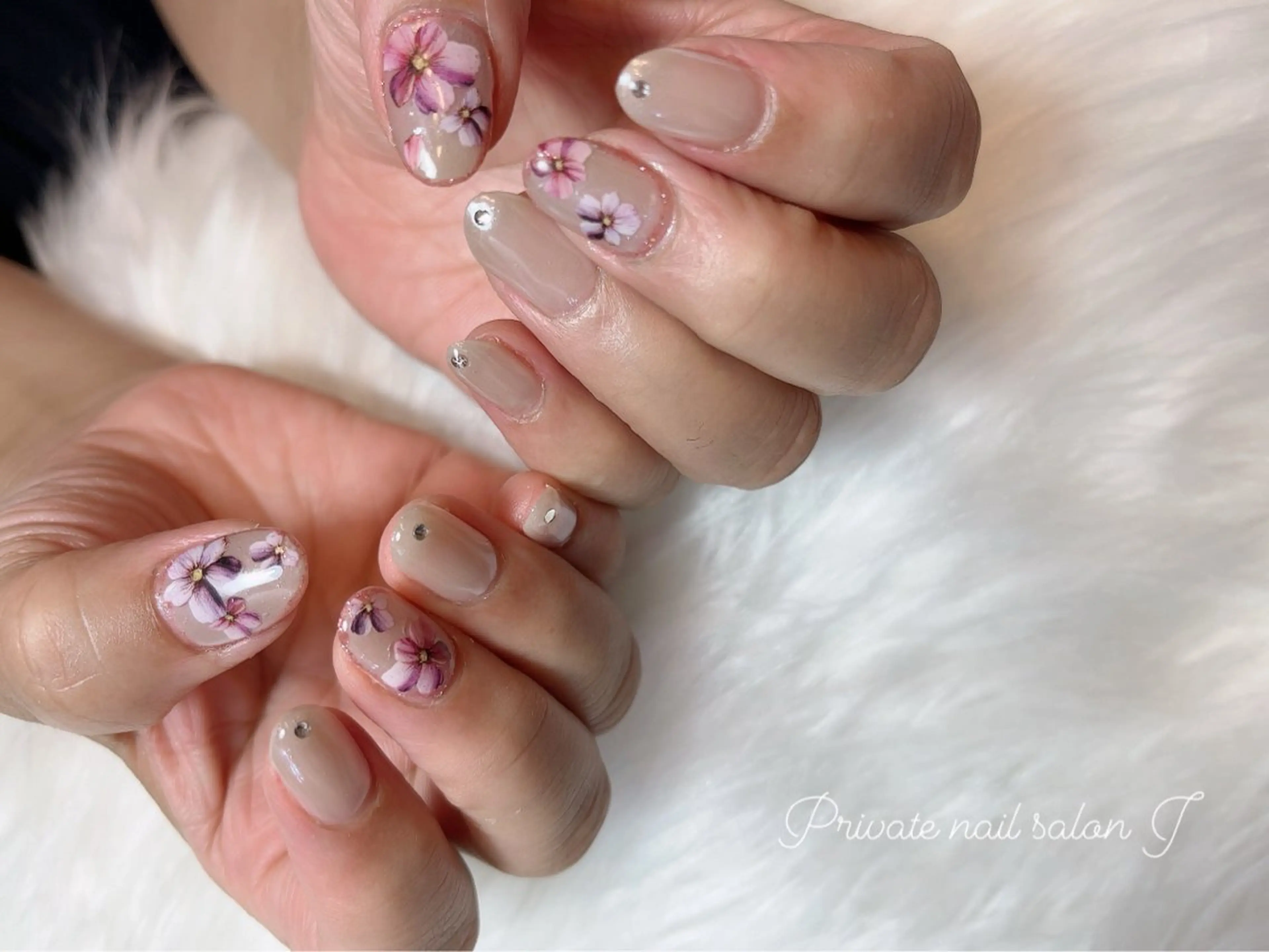 ネイル ハンドネイル Takafuji Eriのネイルデザイン