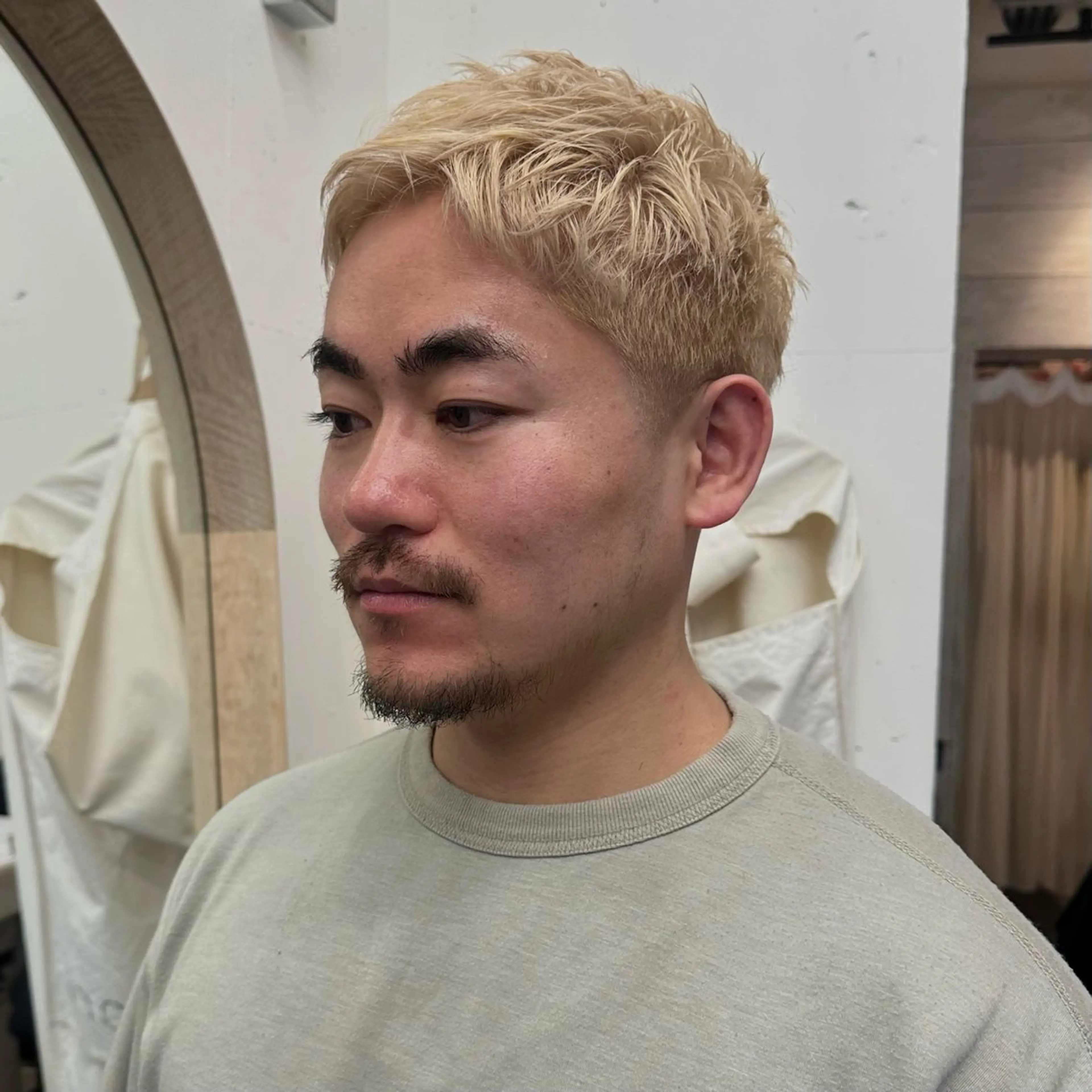 ショート カラー メンズ ブロンド 東京 千駄ヶ谷🫧 hiyori🫧のヘアスタイル