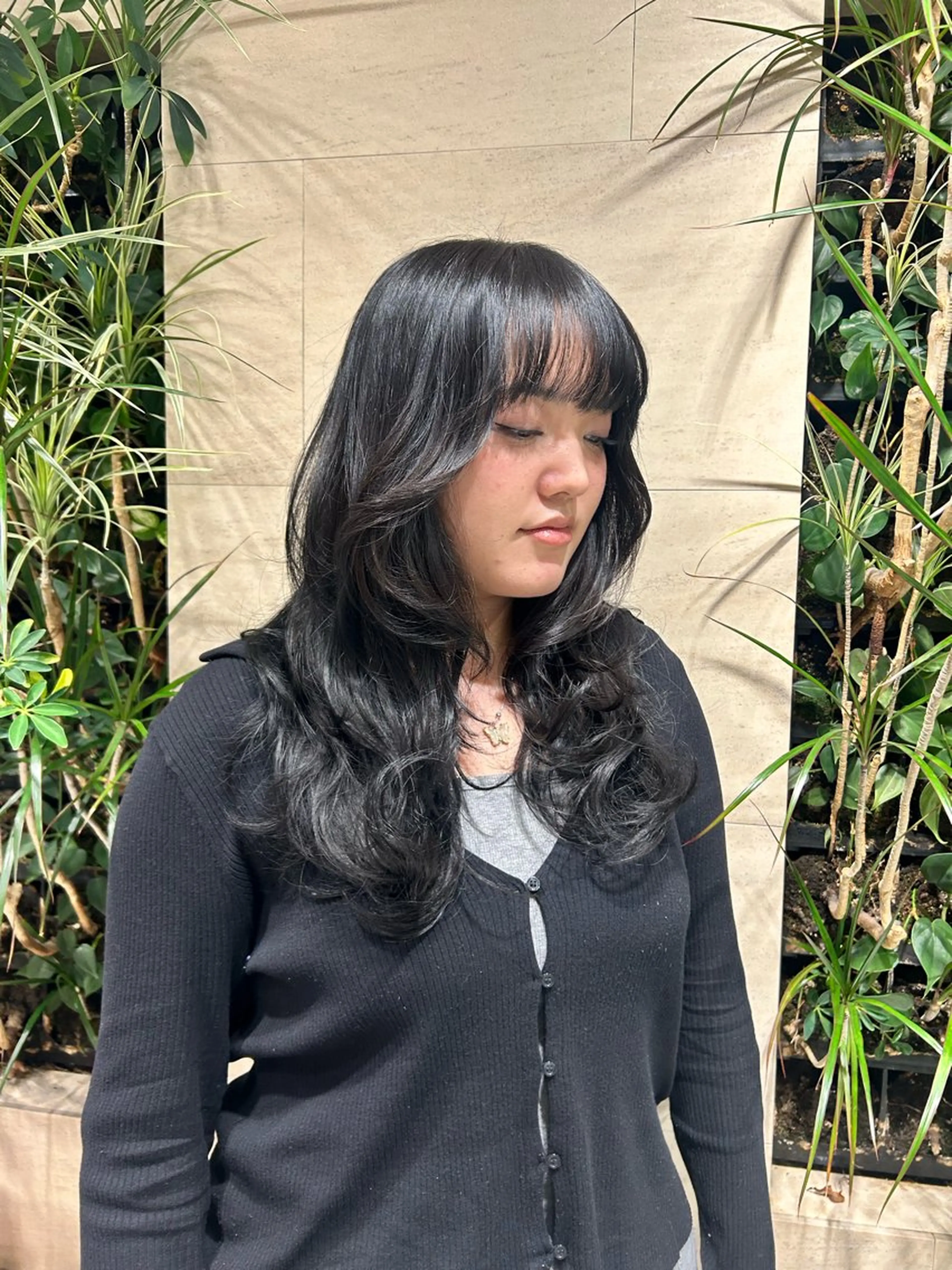 ロング カット luca˖ ࣪⊹/ 海外レイヤー/鎌倉のヘアスタイル