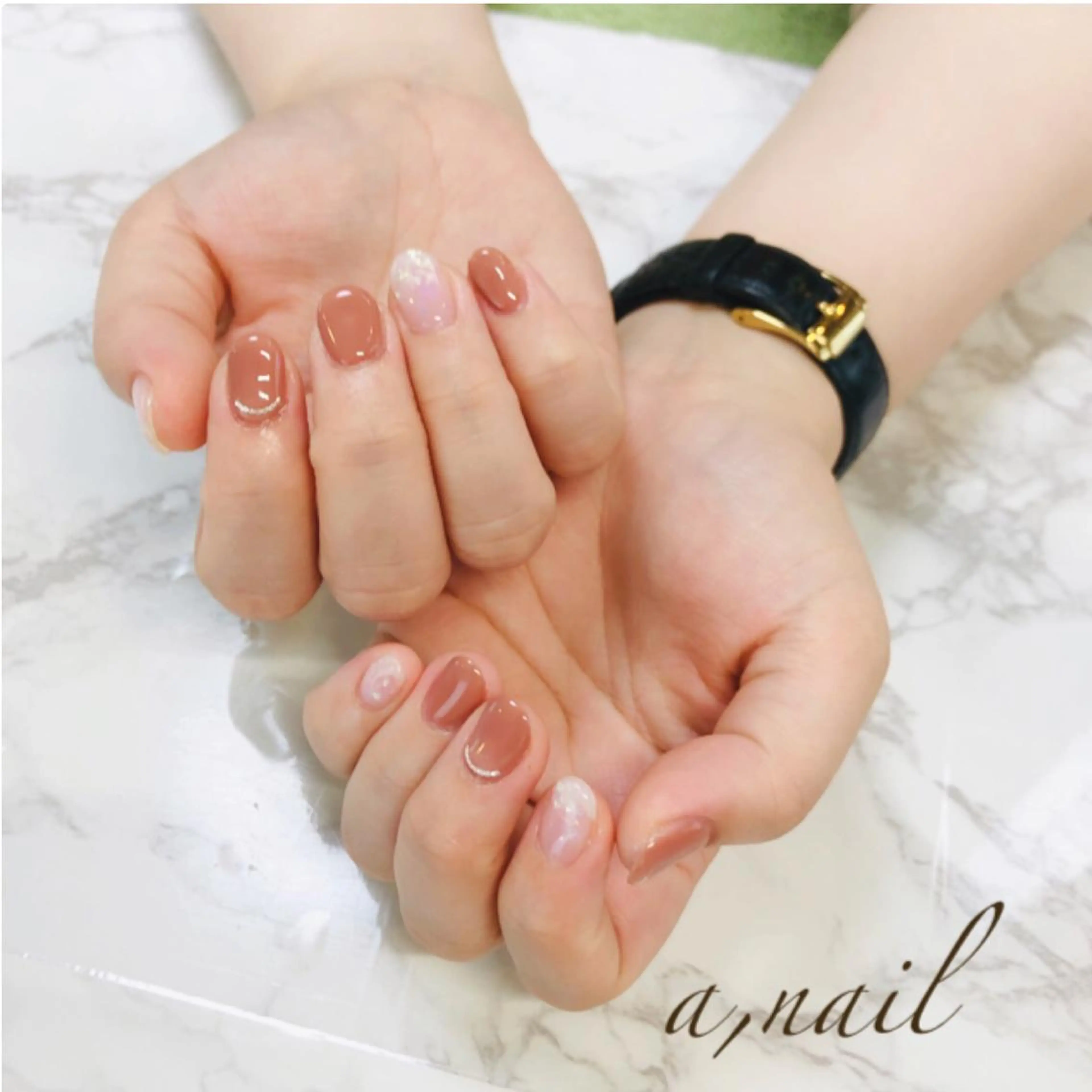 ネイル フットネイル ジェルネイル グラデーション ラメ(グリッター) ラメグラデーション ハンドネイル ネイルサロン エーネイルのネイルデザイン