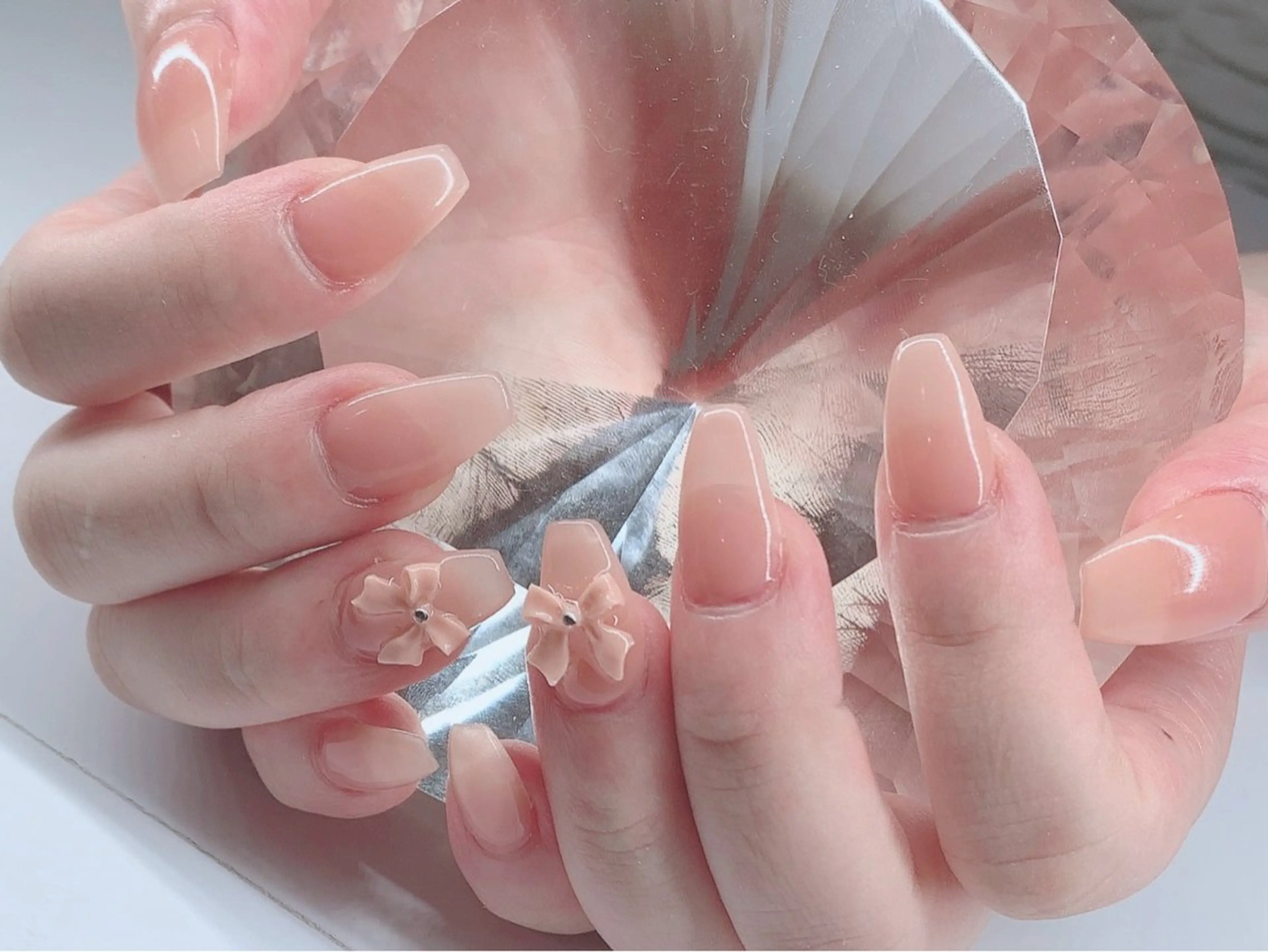 ネイル LoaChaton kaeのネイルデザイン