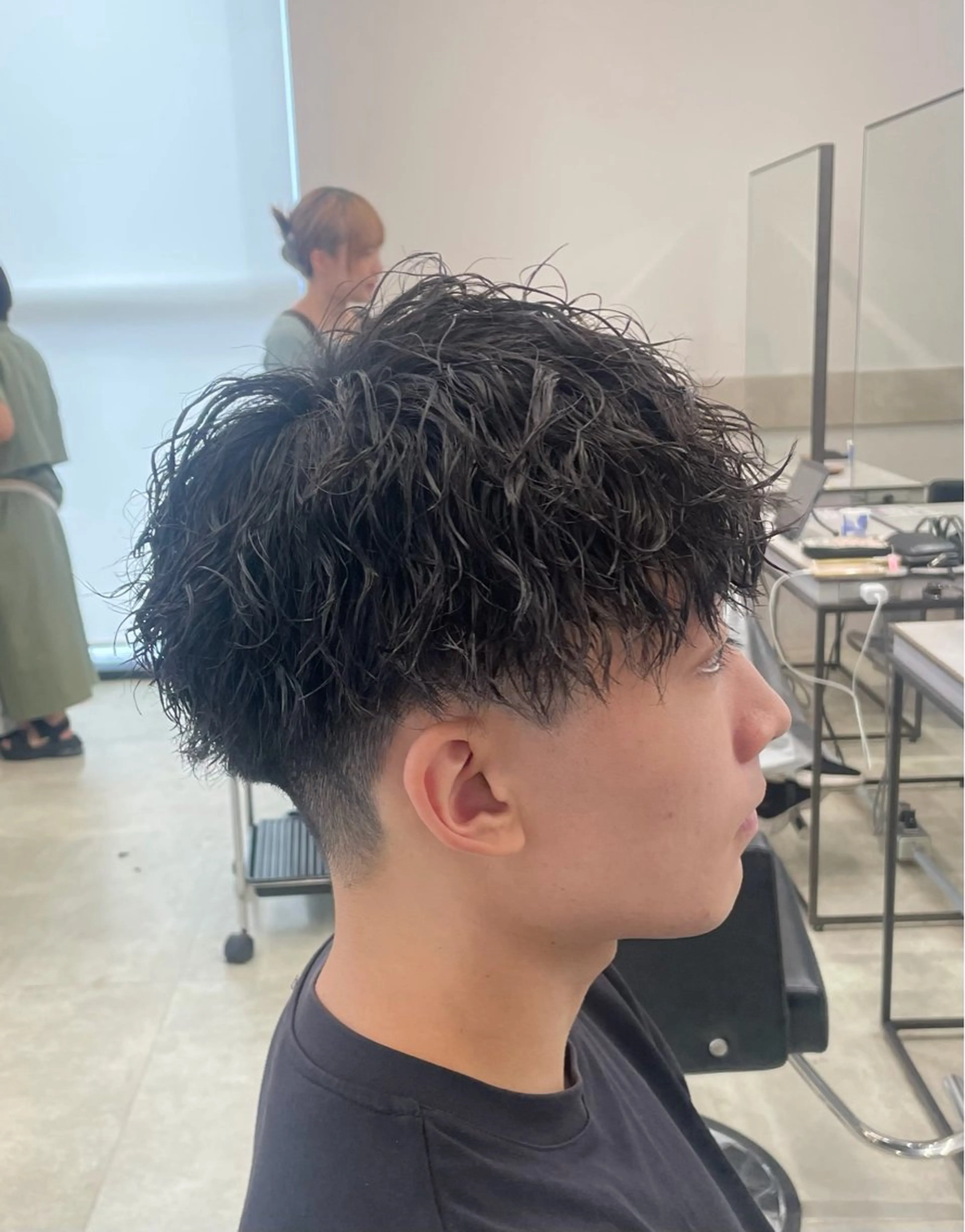 ショート パーマ メンズ メンズパーマ ツイストスパイラルパーマ スパイラルパーマ カット パーマ メンズ特化🔥 金子直斗のヘアスタイル