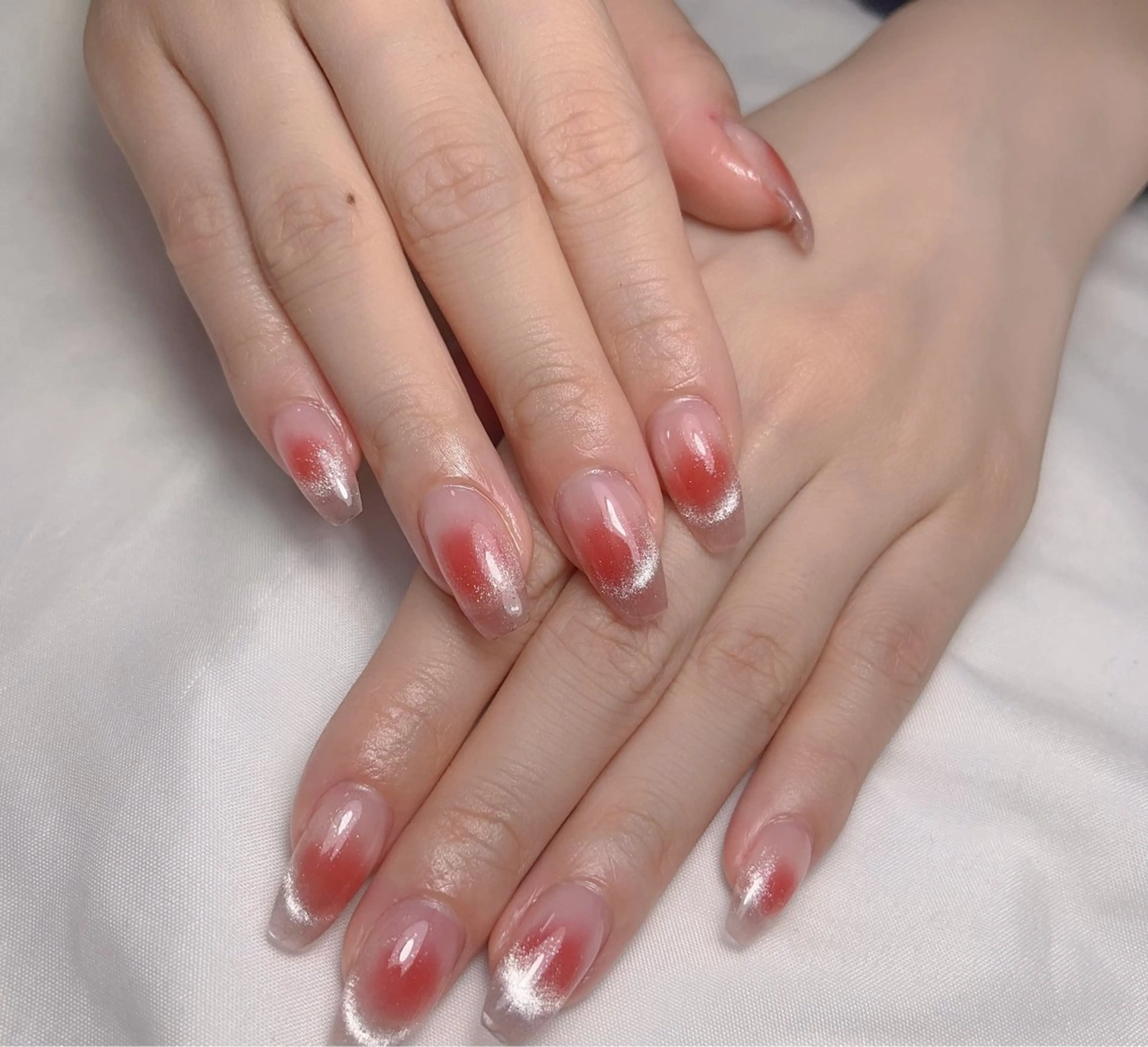 チークマグネットフレンチネイルの写真