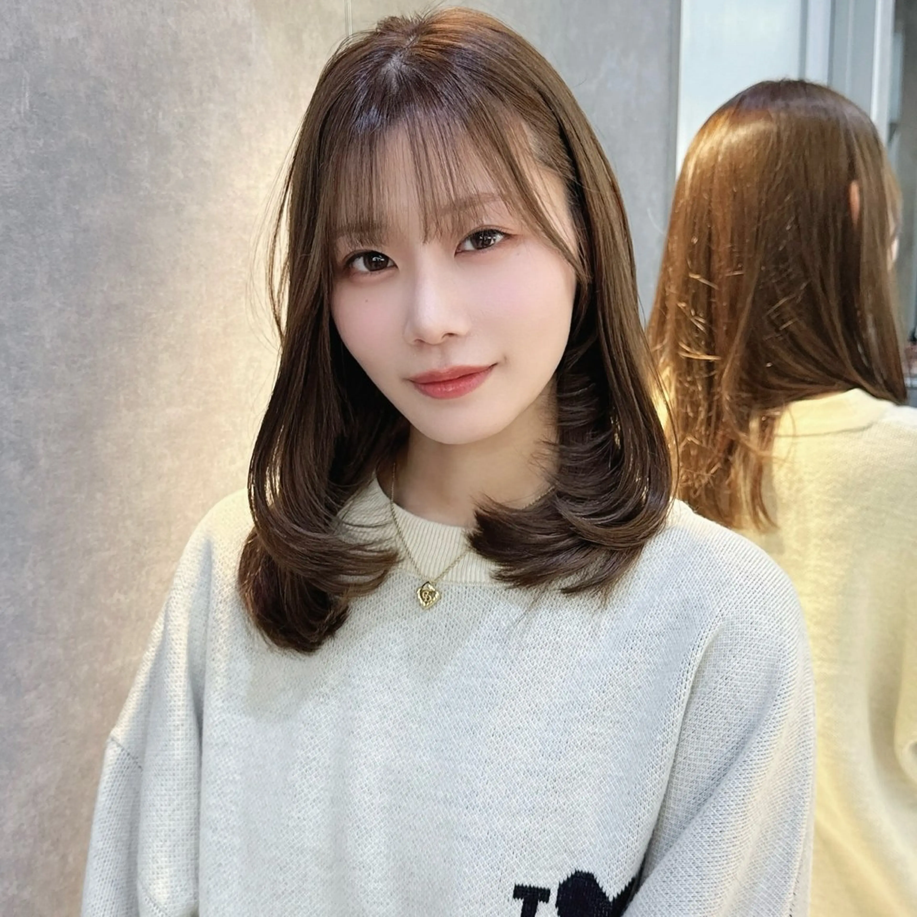 ミディアム レイヤー/縮毛矯正 🌹大人韓国 芹奈のヘアスタイル