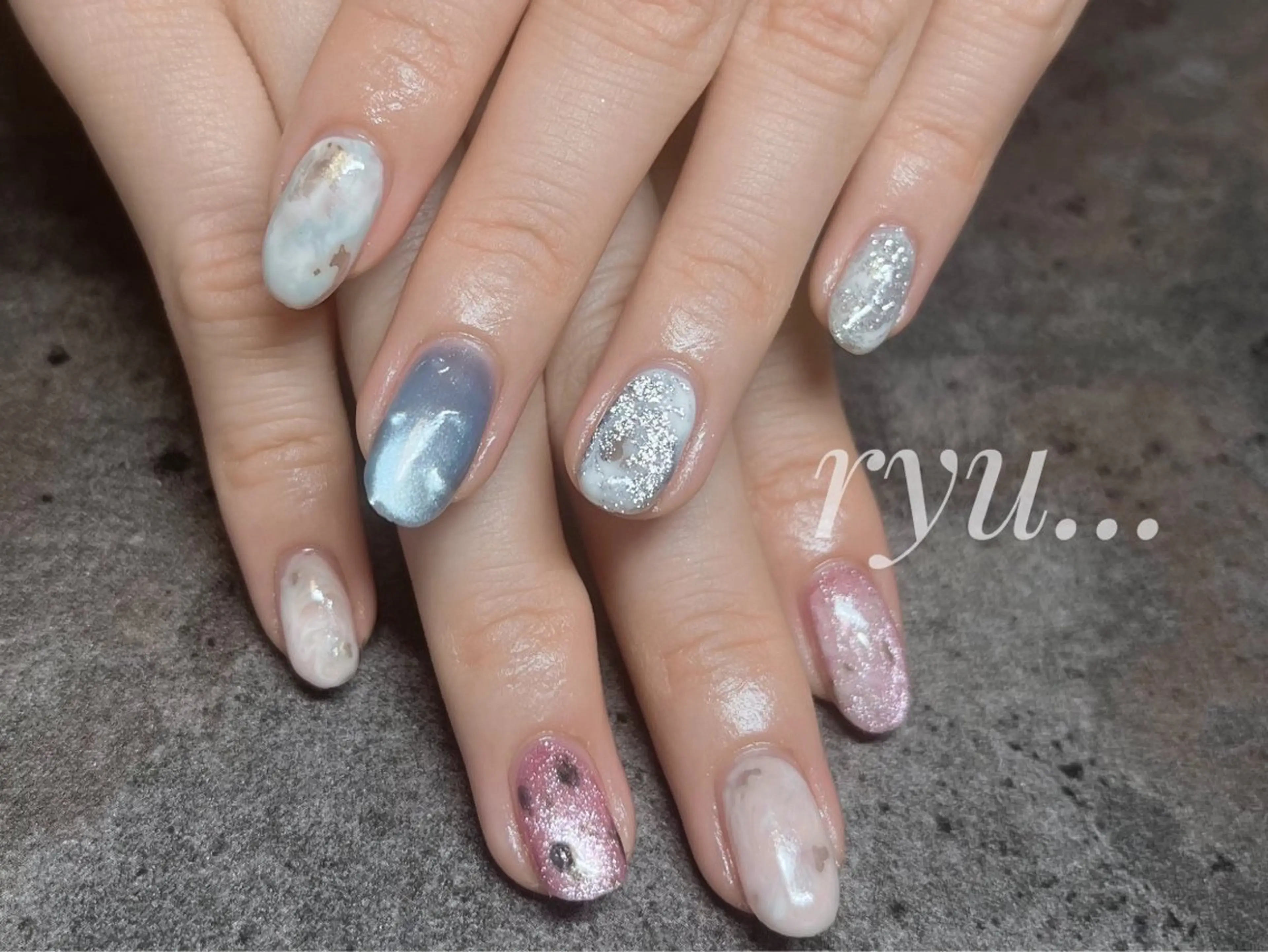 ネイル 筒井 美穂のネイルデザイン