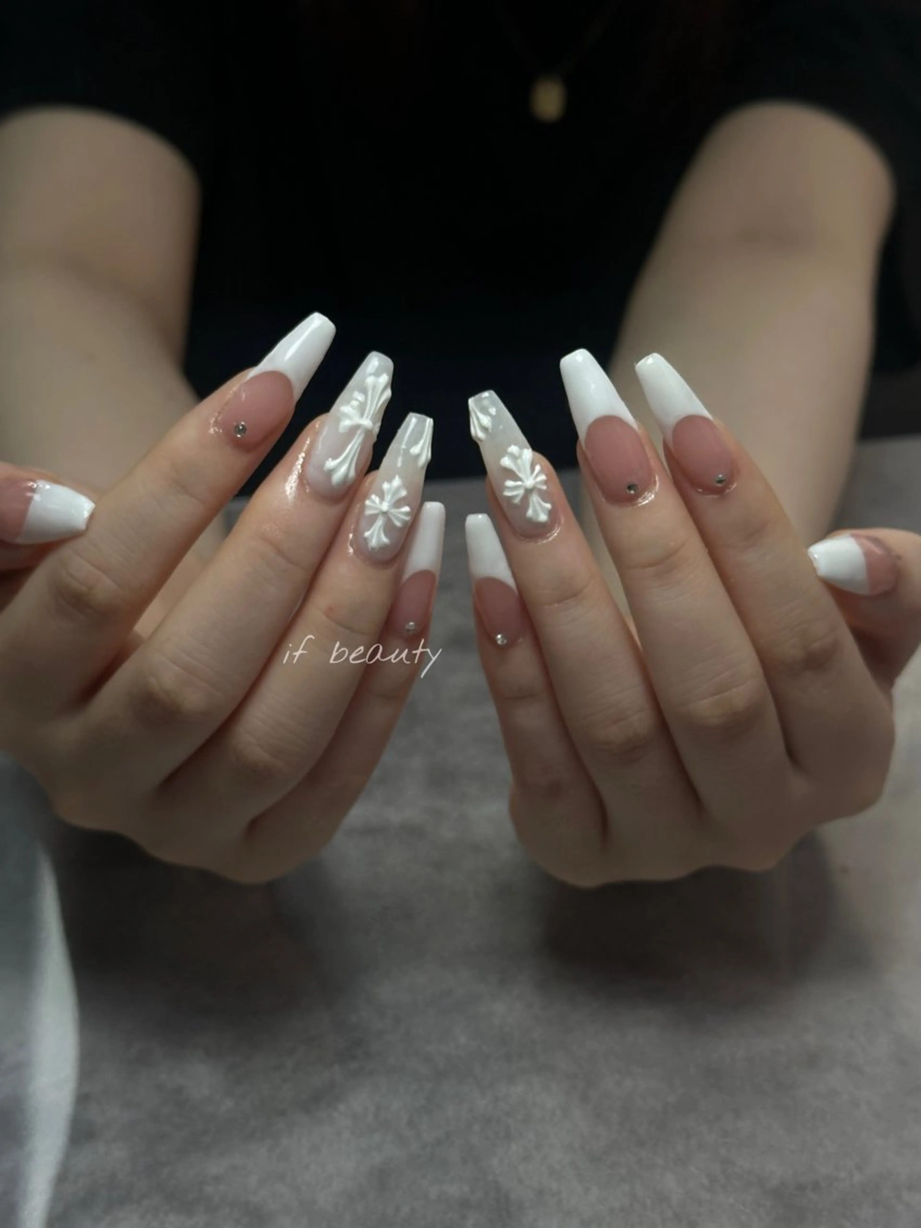 ネイル アートネイル ジェルネイル グラデーション パラジェル ワンホンネイル ハンドネイル if Hair＆Nail Salon所属・IKA /海外ネイル /個性派/ワンホンのネイルデザイン