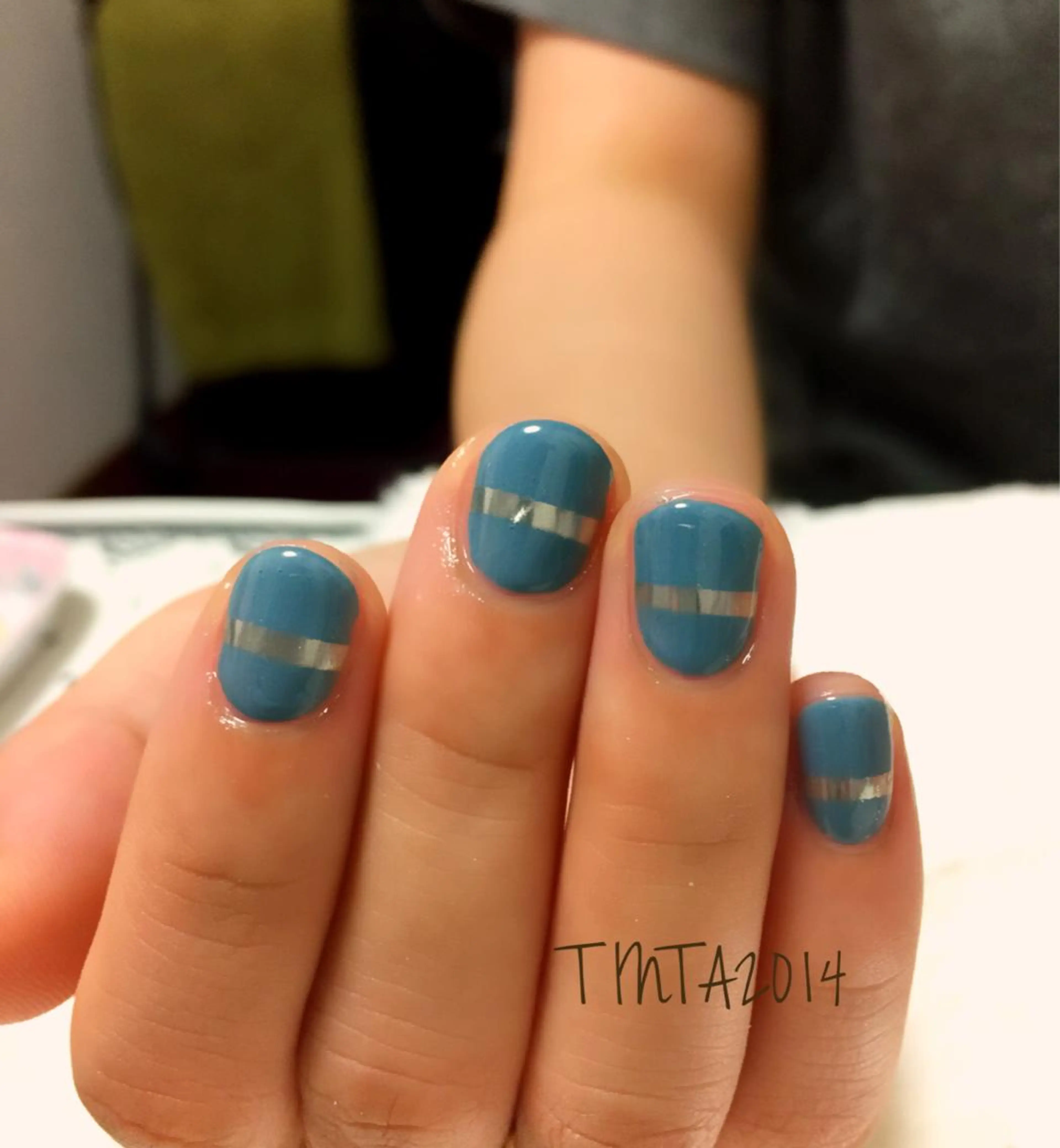 ネイル ブルー ミラーネイル ネイルサロン ティンタ所属・馬場 典子のネイルデザイン