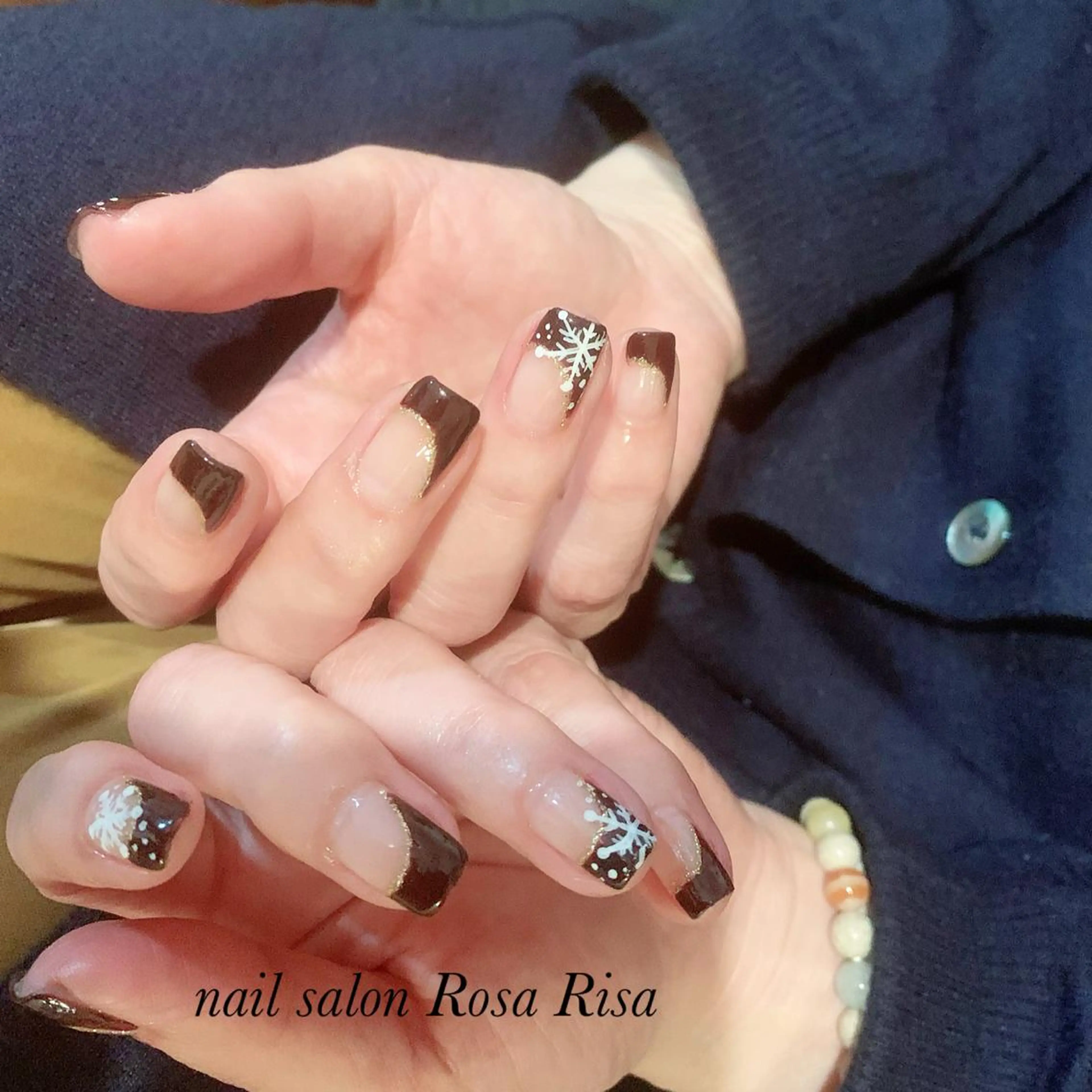 ショート ネイル ボルドー フレンチネイル ネイルスタジオ シェイクユアハンズのネイルデザイン