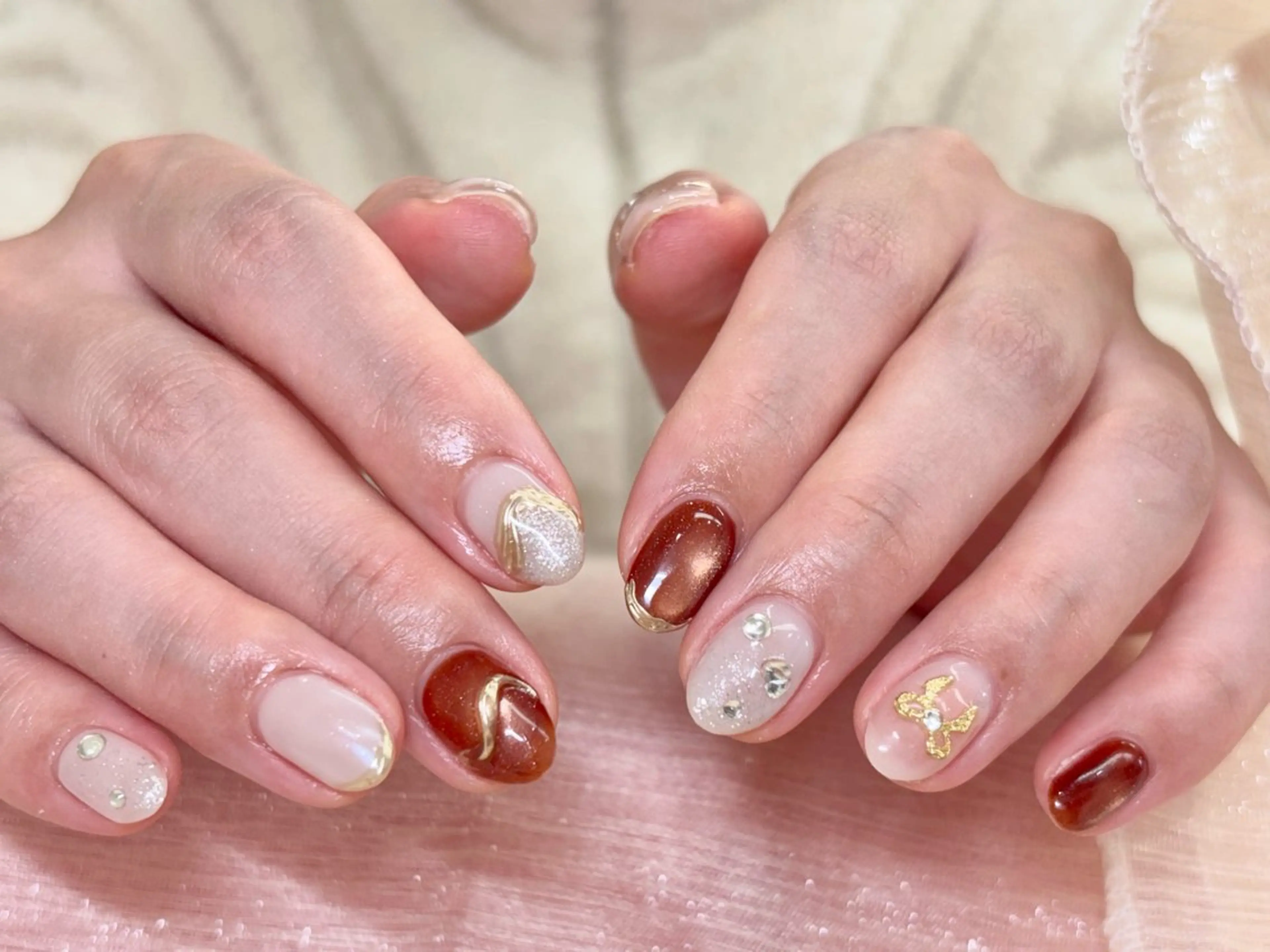 ネイル 持ち込み ニュアンスネイル ハンドネイル ハンドケア ETE LUNA NAILのネイルデザイン