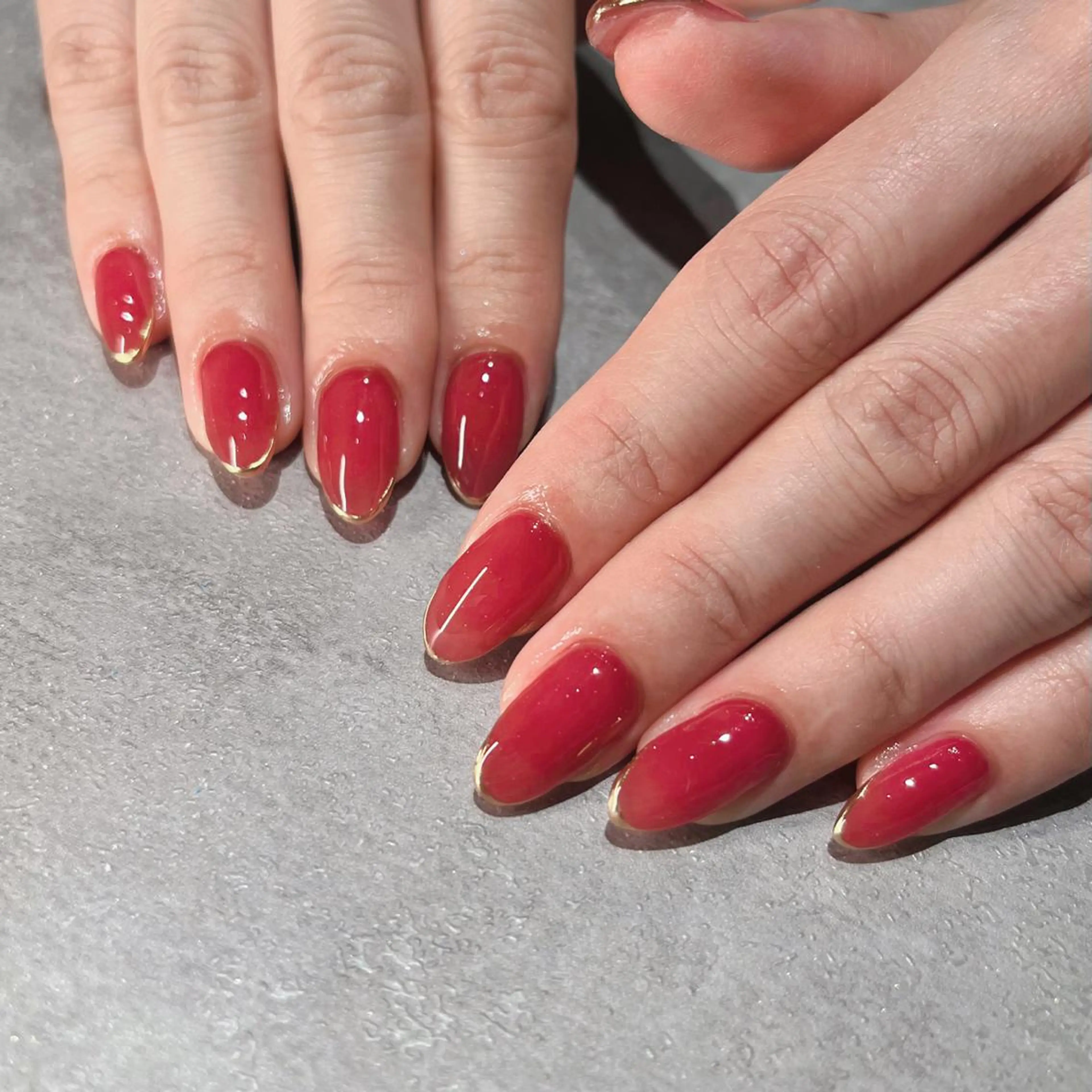 ネイル フットネイル フレンチネイル ジェルネイル ラメ(グリッター) ラメグラデーション ハンドネイル NEO Beauty Salon所属・𝐍𝐄𝐎 𝐉𝐔𝐑𝐈のネイルデザイン