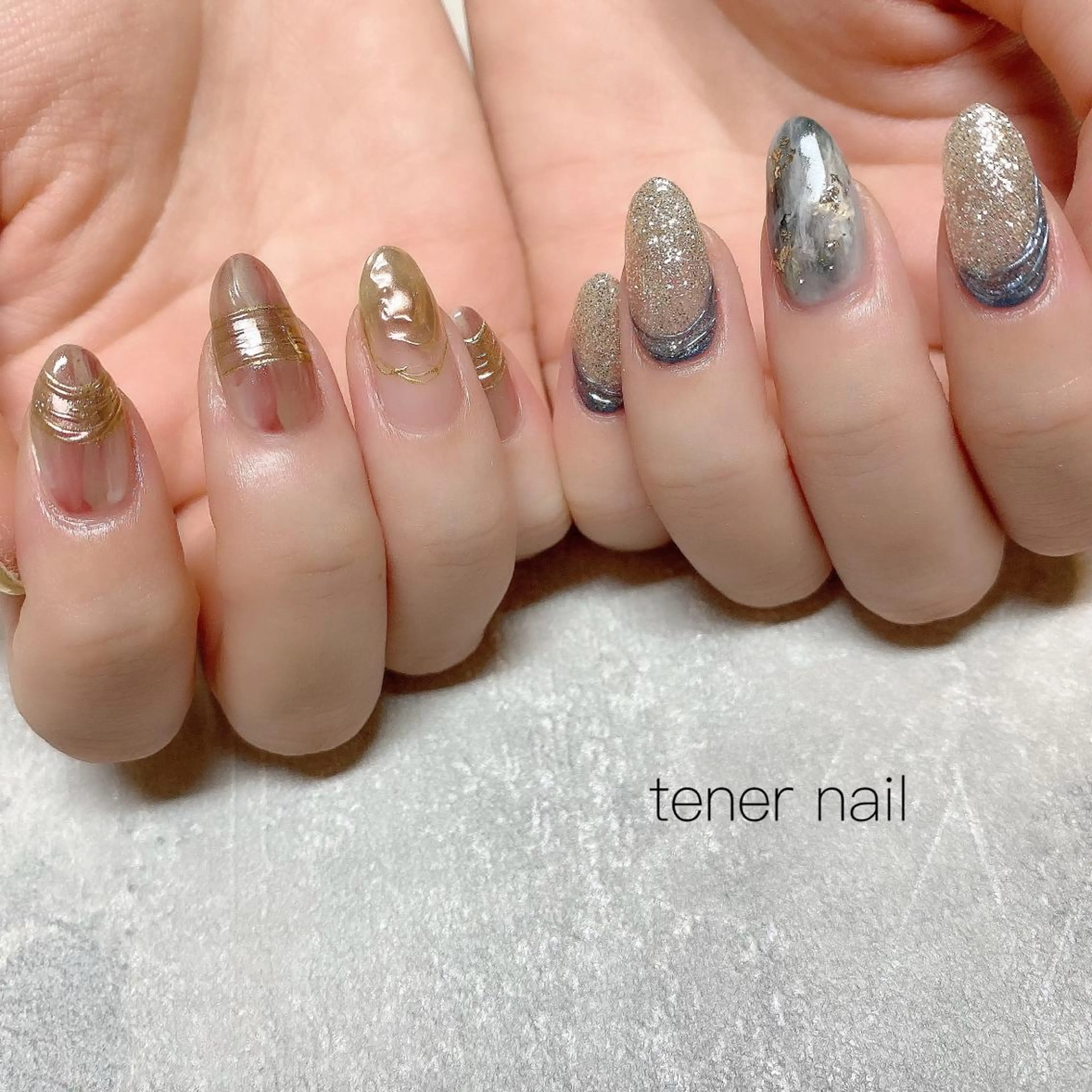 ネイル ラメ(グリッター) ミラーネイル tener  nail  テネルネイル所属・テネルネイル tener nailのネイルデザイン