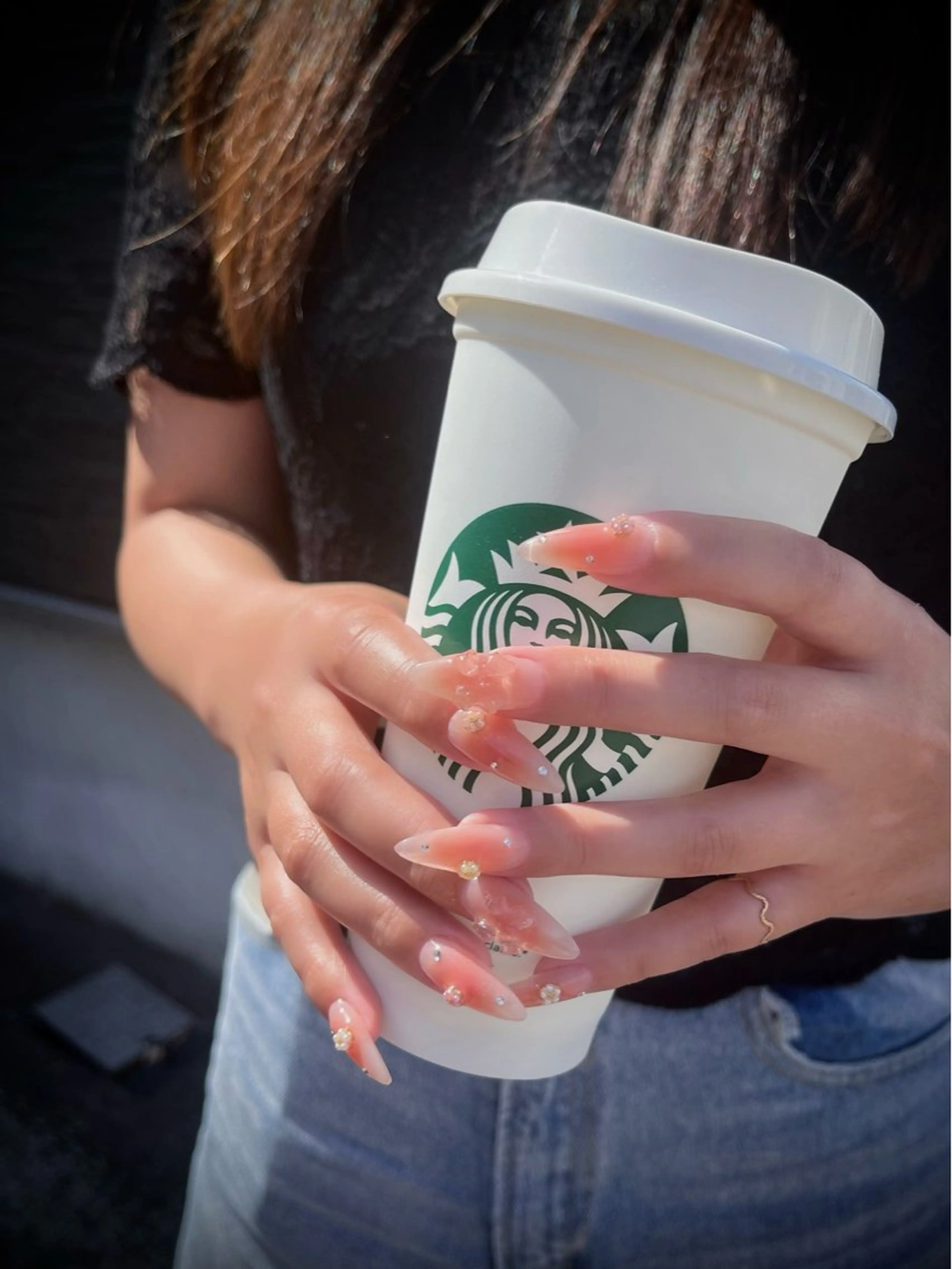 ネイル フットネイル キラキラネイル マグネットネイル ワンカラーネイル スカルプネイル nine.🦋 YUKOのネイルデザイン