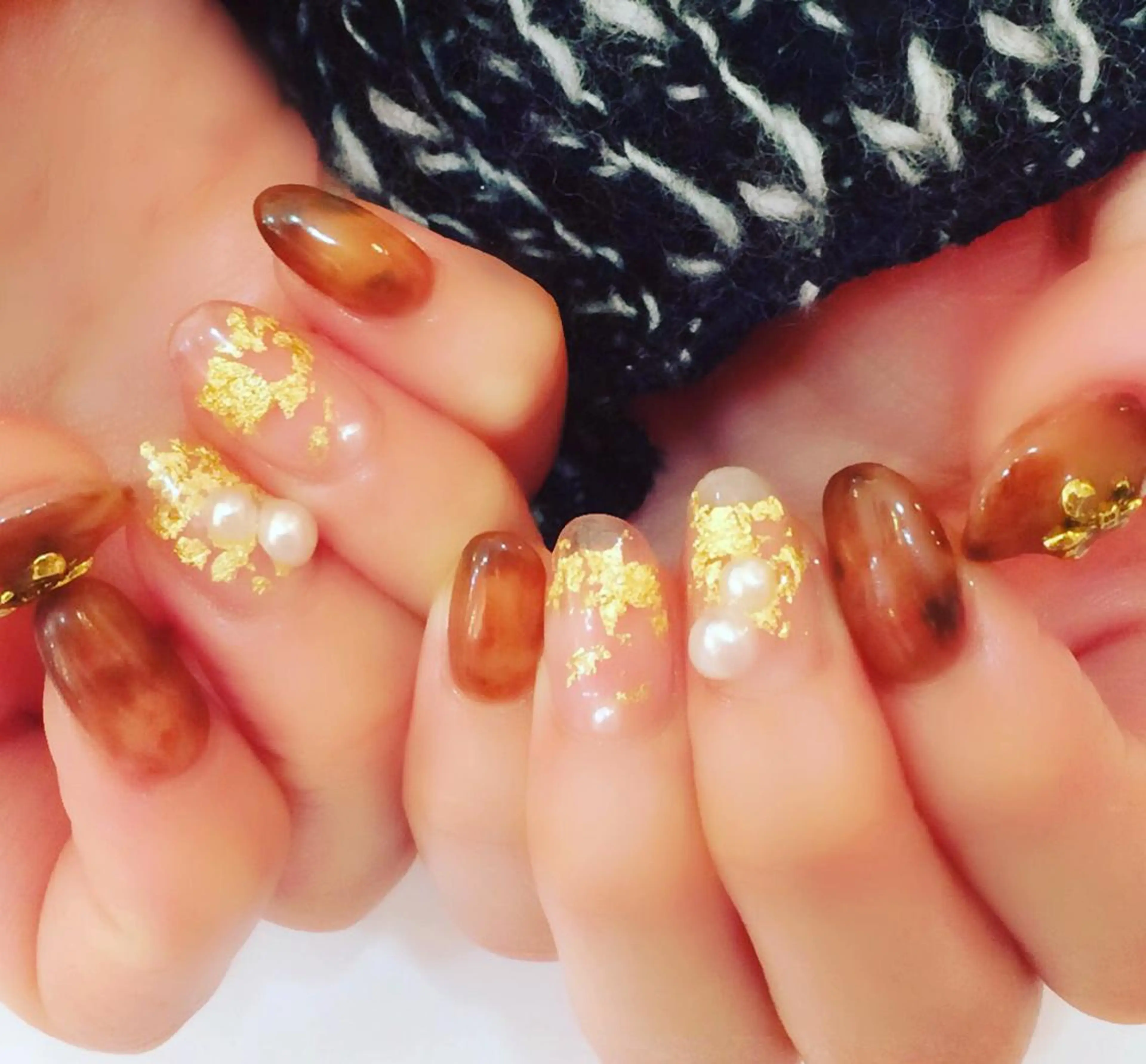 ミディアム カラー ネイル クリスマス 成人式 フットネイル ジェルネイル キラキラネイル NAILSGOGO shibuyaのネイルデザイン
