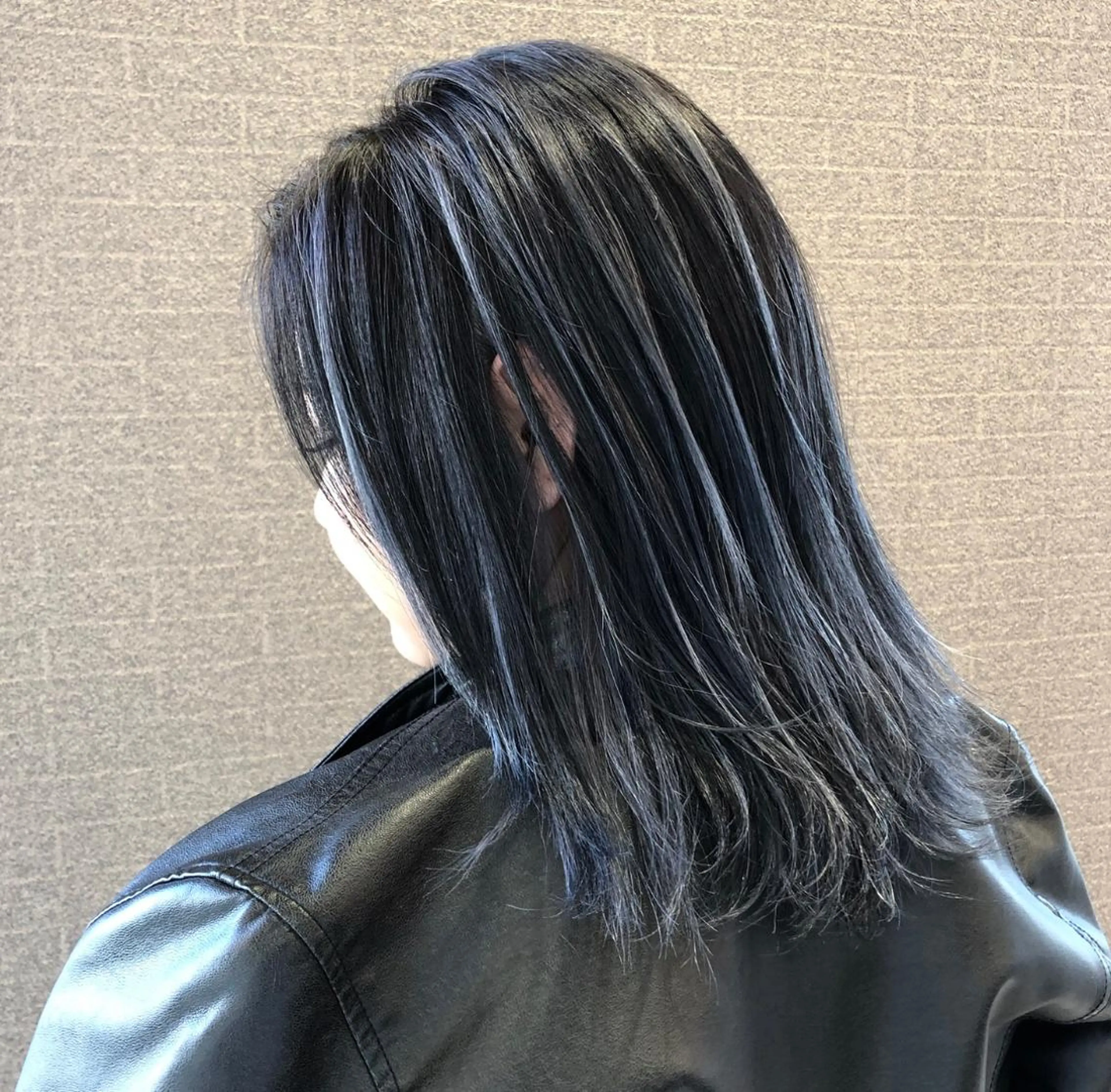 ミディアム カラー ヘアアレンジ アンドウ ユウ/ レイヤーカット/韓国のヘアスタイル