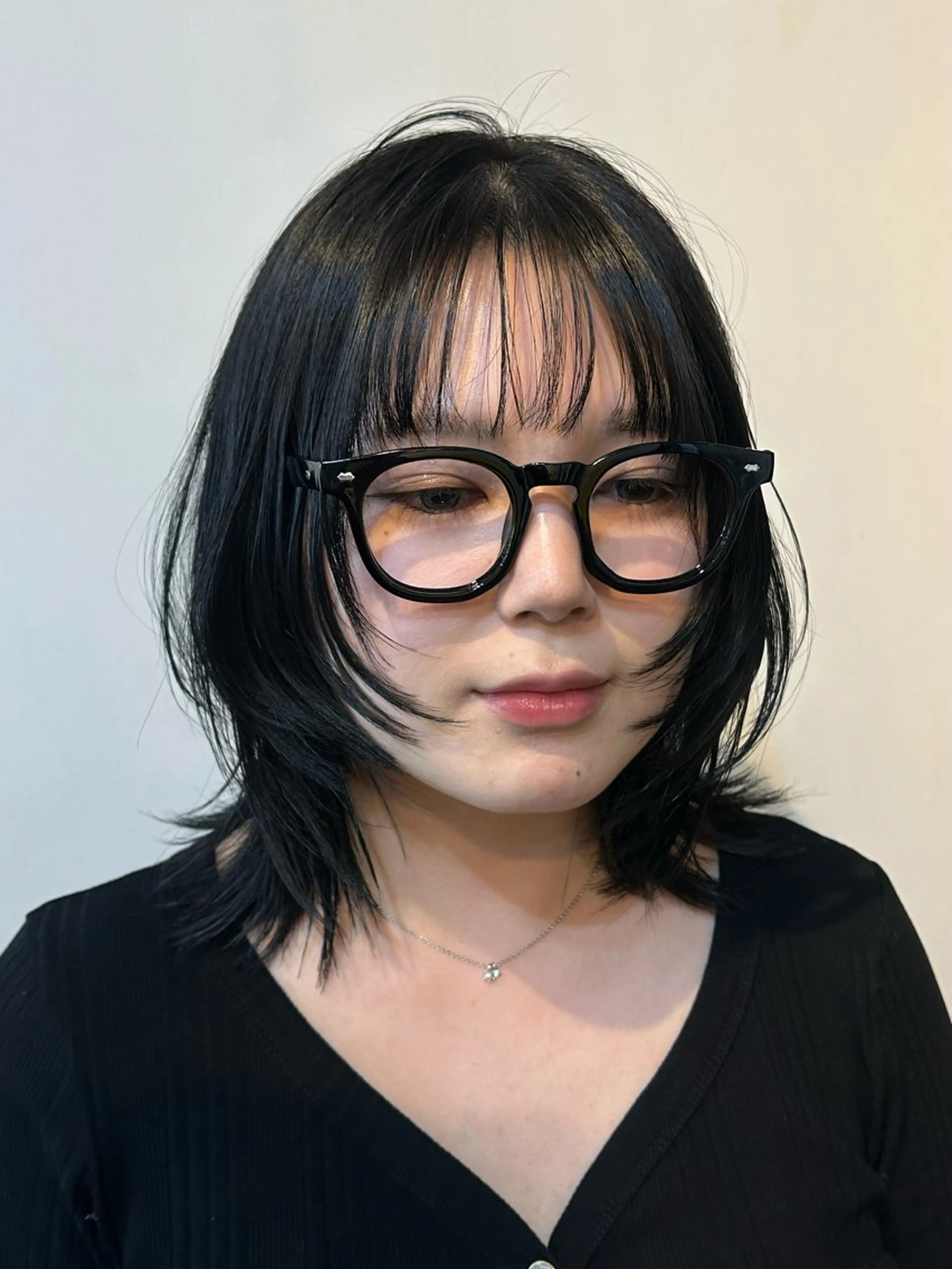 ミディアム カット ヘアカラー ✂韓国レイヤー 🦋みやび🪽のヘアスタイル