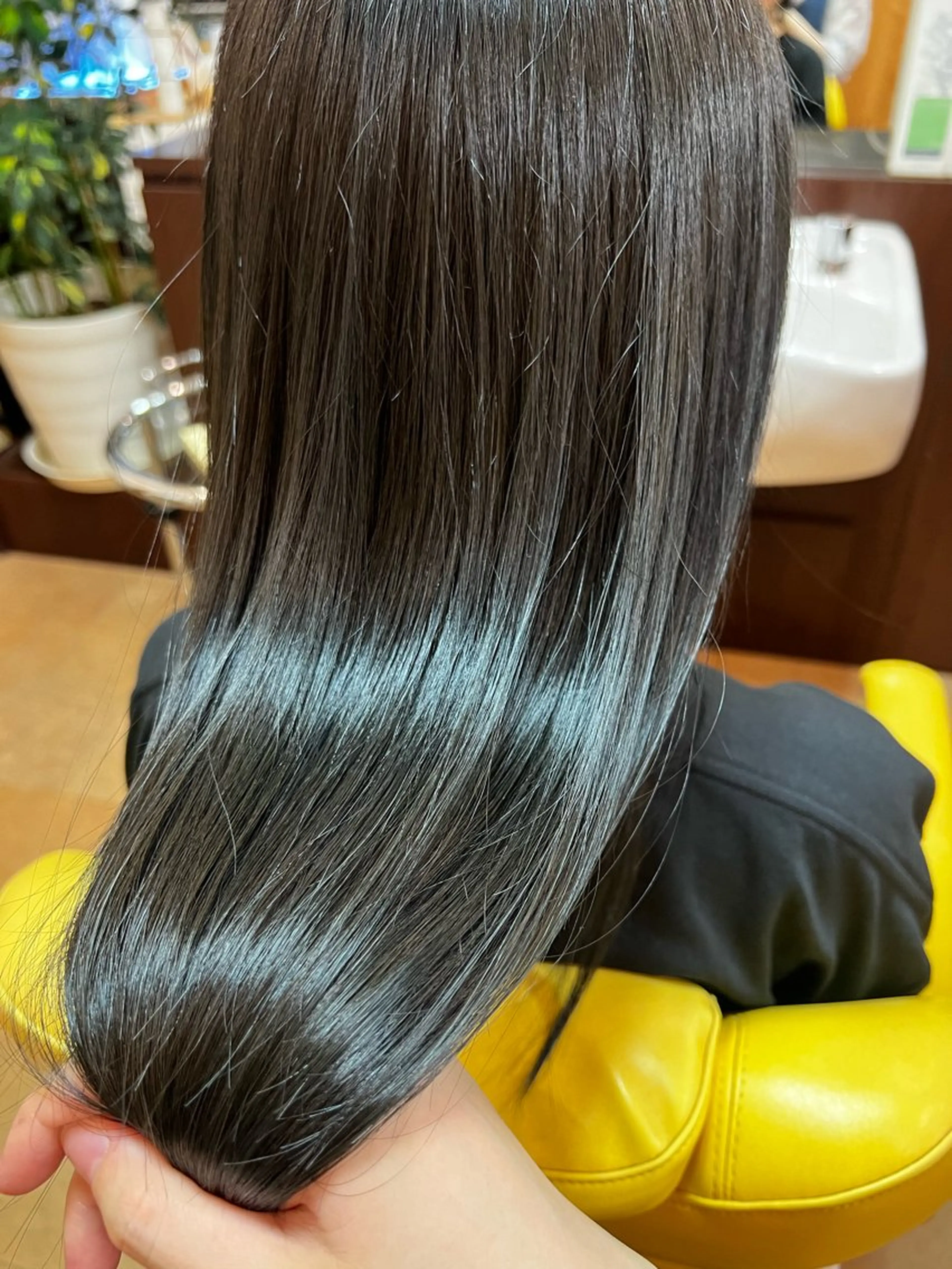 セミロング カラー ヘアアレンジ トリートメント hair  bh.maara所属・bh.maara デザイン／ハイトーンのヘアスタイル