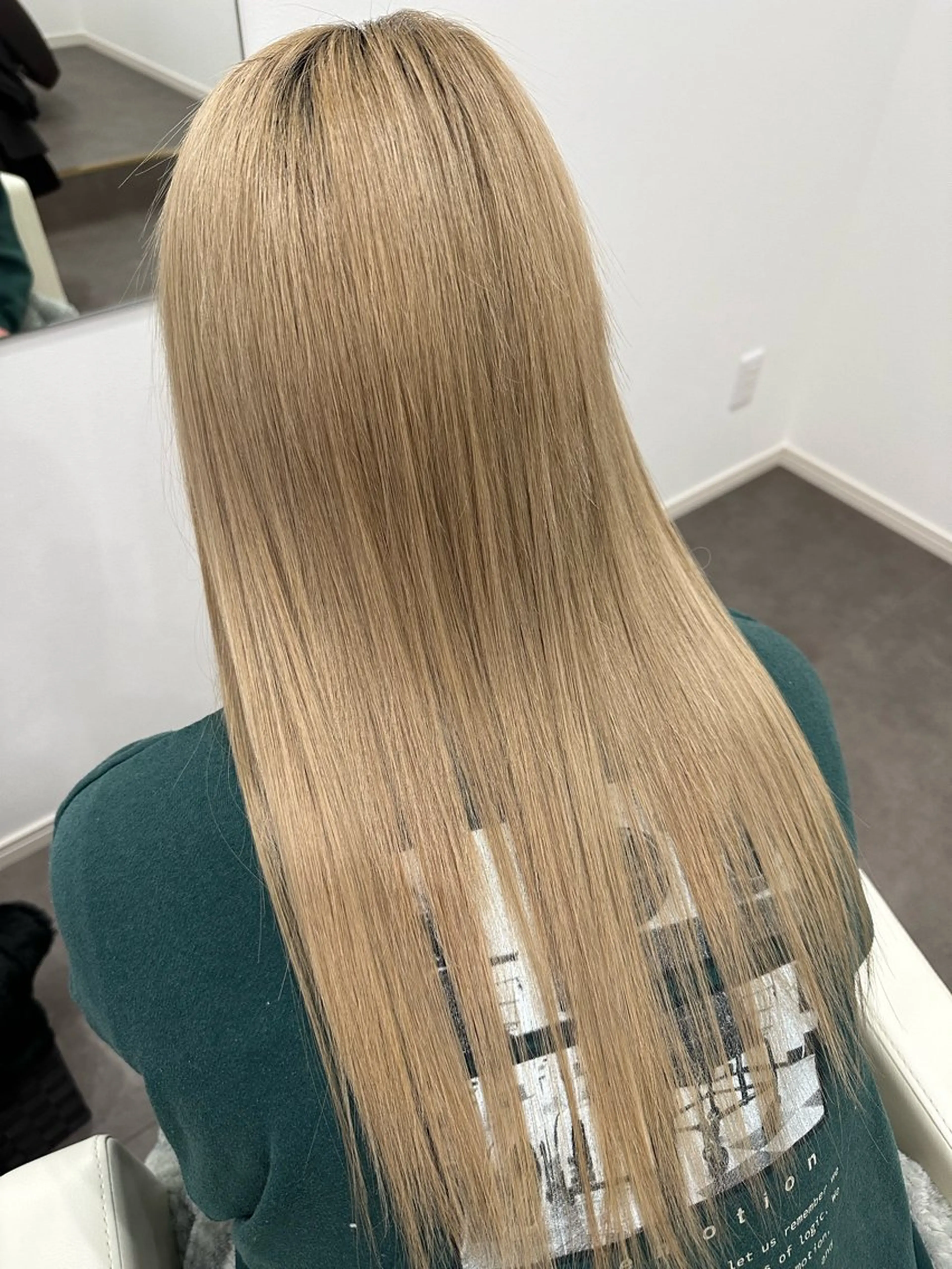 ロング H/Reinigen所属・H/Reinigen レイニゲンの眉毛・アイブロウイメージ