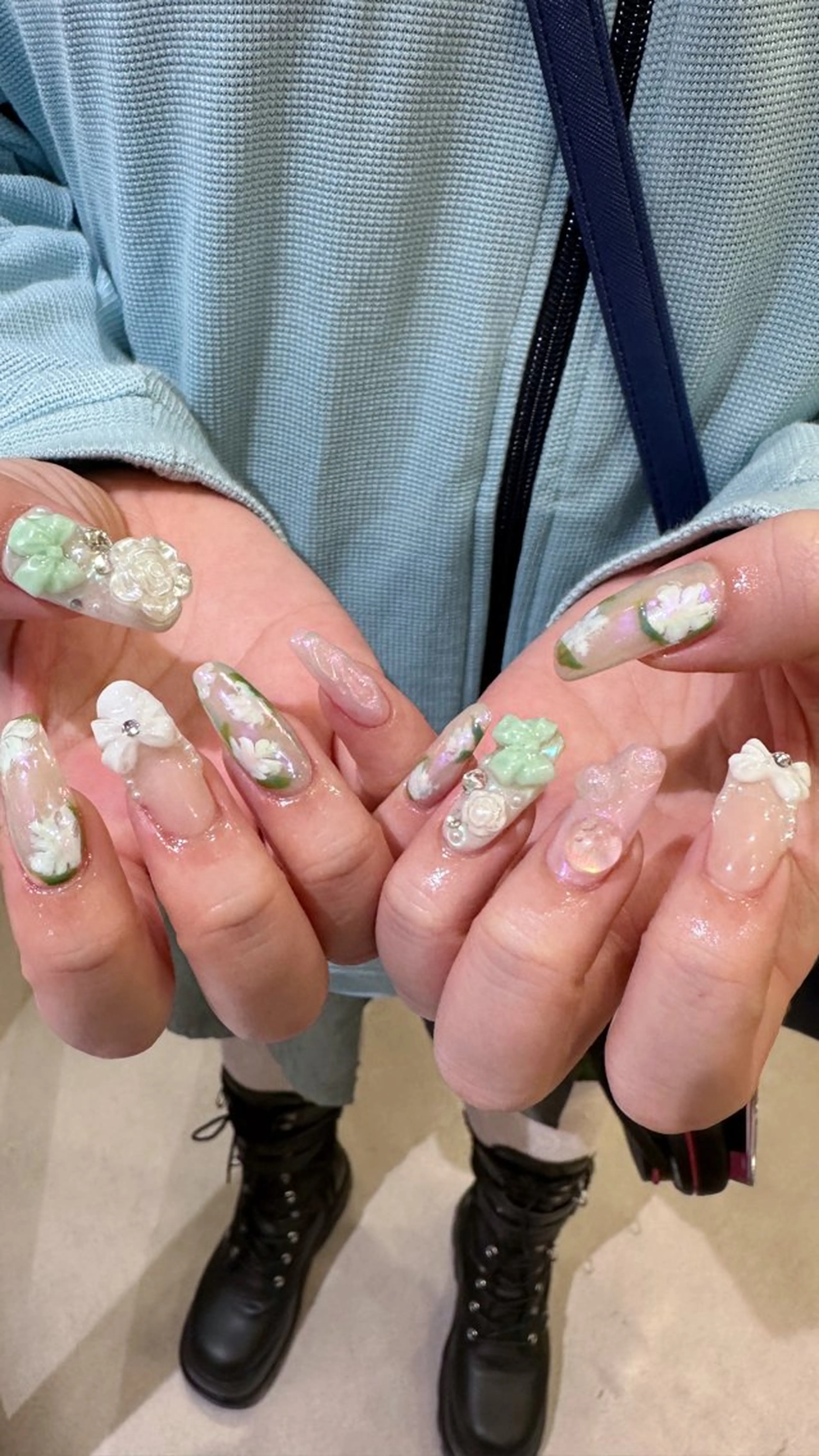 ネイル ハンドネイル 👽個性派ネイル🎀 komachiのマツエク・マツパデザイン