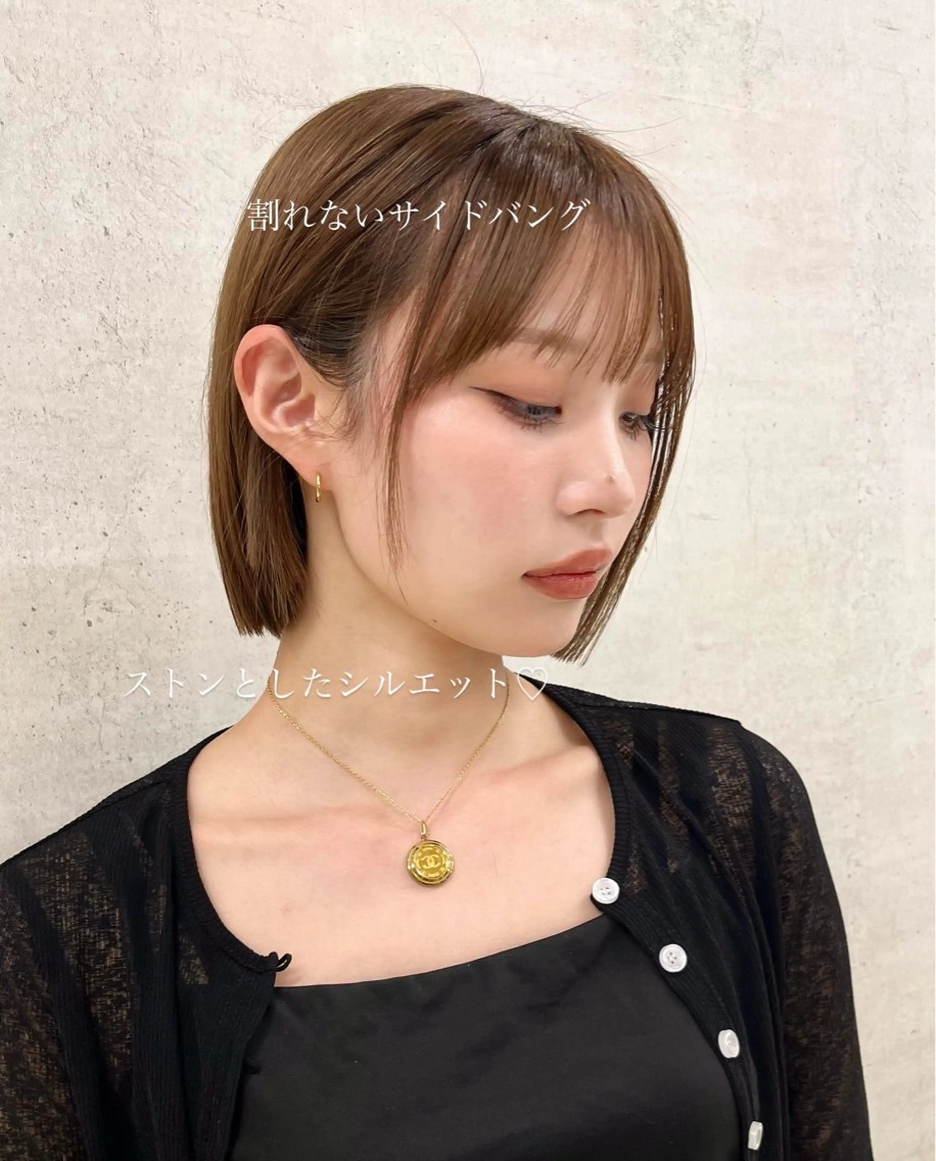 ショート ショートボブカット 透明感カラー縮毛矯正のヘアスタイル