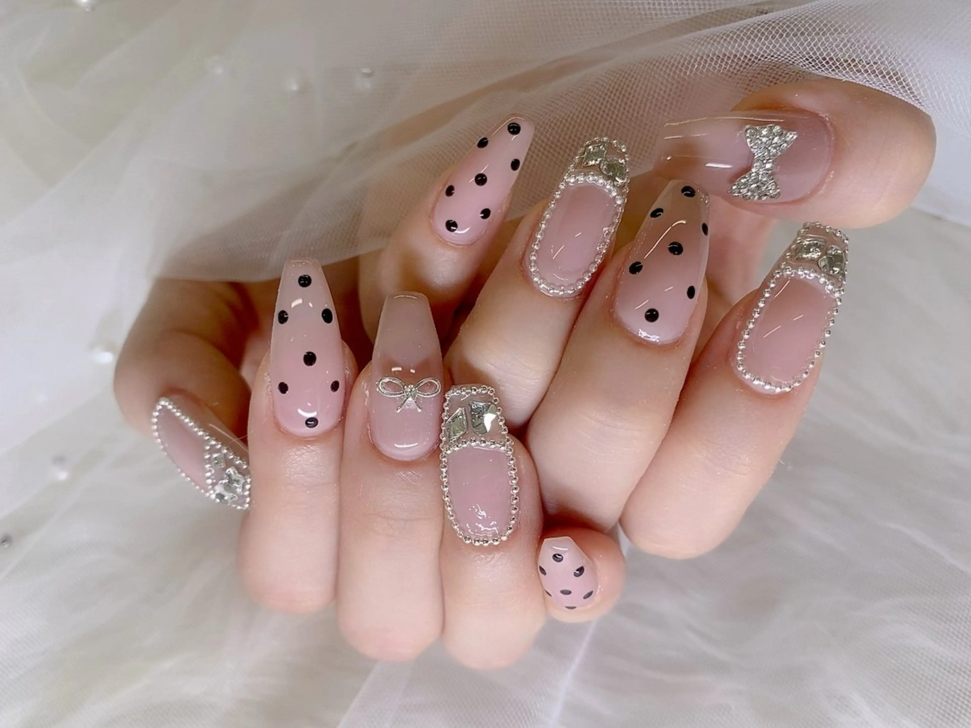 ネイル ハンドネイル ETERNA Nail 銀座店【パラジェル/フィルイン/チップ長さだし/マグネット/ニュアンス】所属・ア カリのネイルデザイン