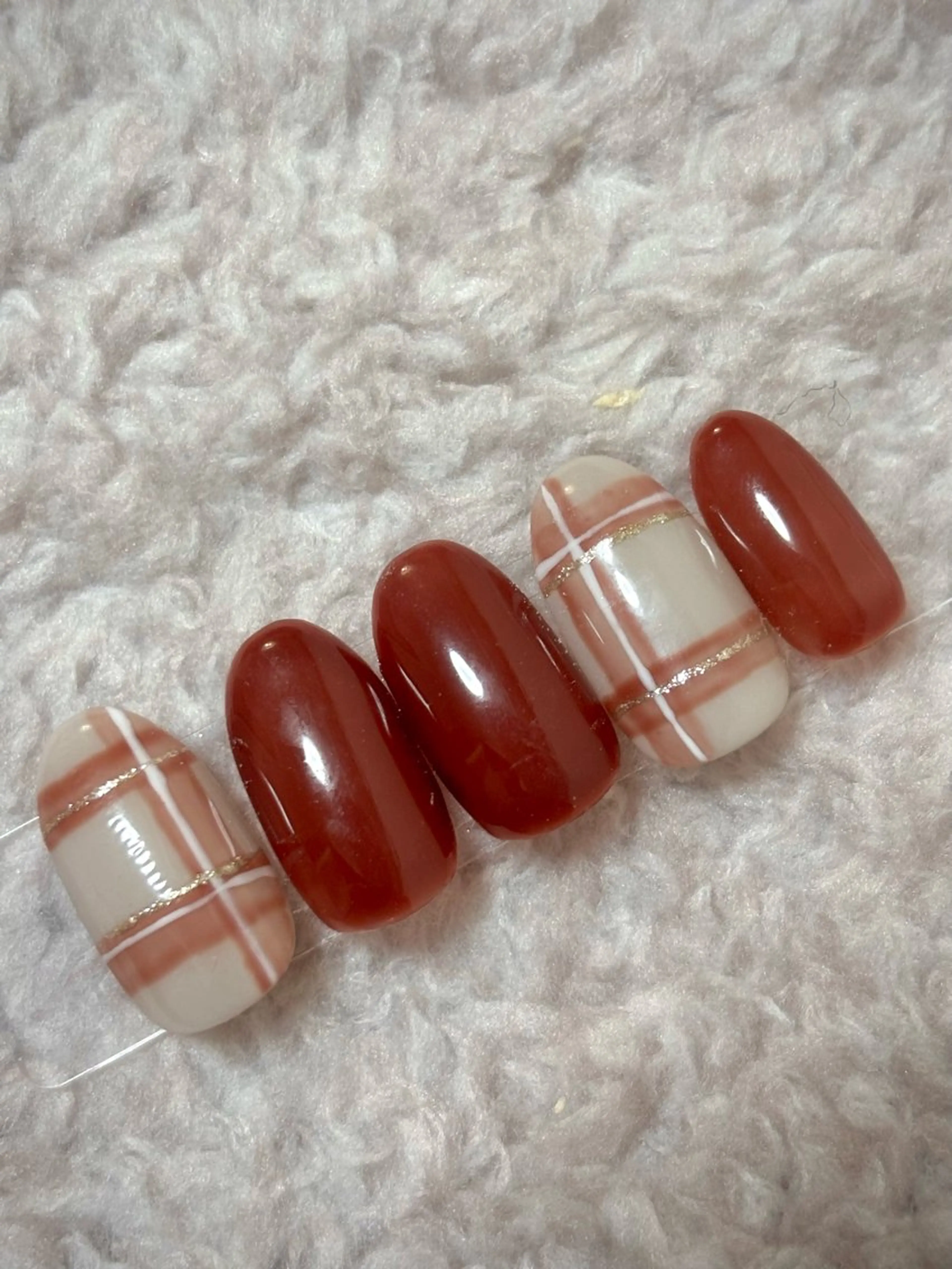 ネイル ゆうちゃんカット専門店所属・ゆうちゃんネイル フィルイン対応サロンのネイルデザイン