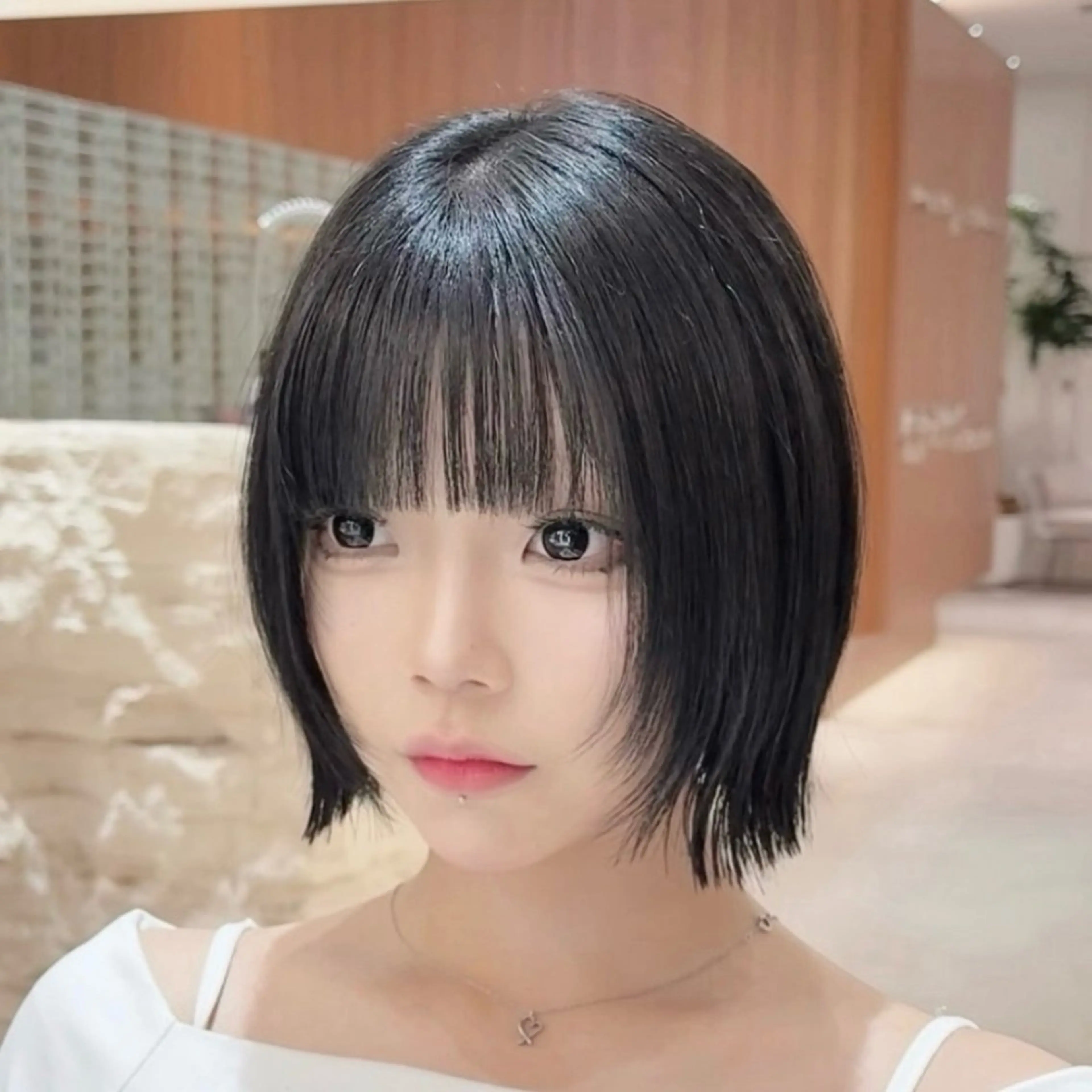 ミディアム カラー 切りっぱなしボブ ショートボブ ボブレイヤー 透明感カラー ボブ カット ヘアカラー トリートメント 渋谷ボブ/レイヤー ボブ田中航平のヘアスタイル