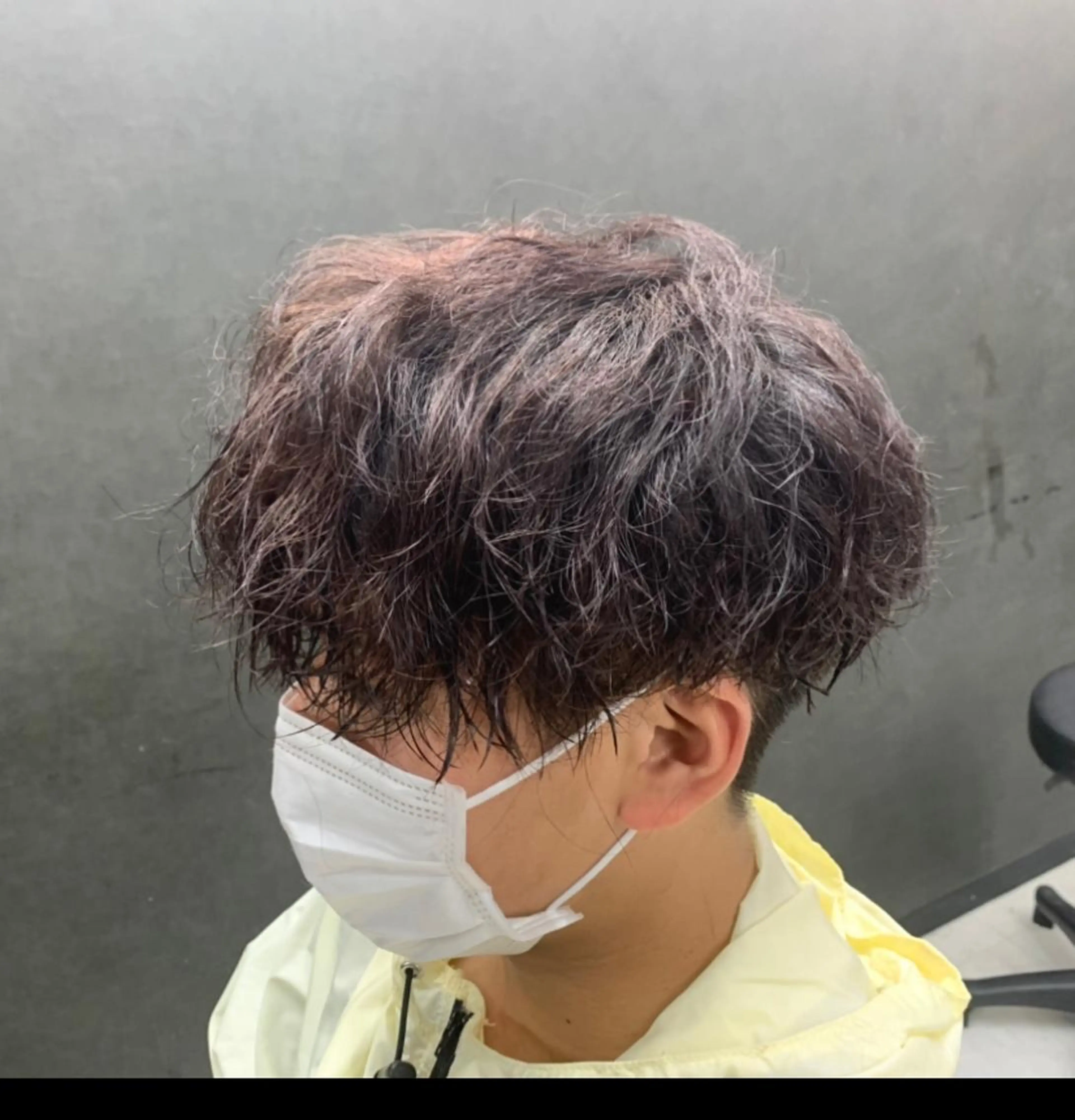 カット＋ツイストスパイラルパーマの写真