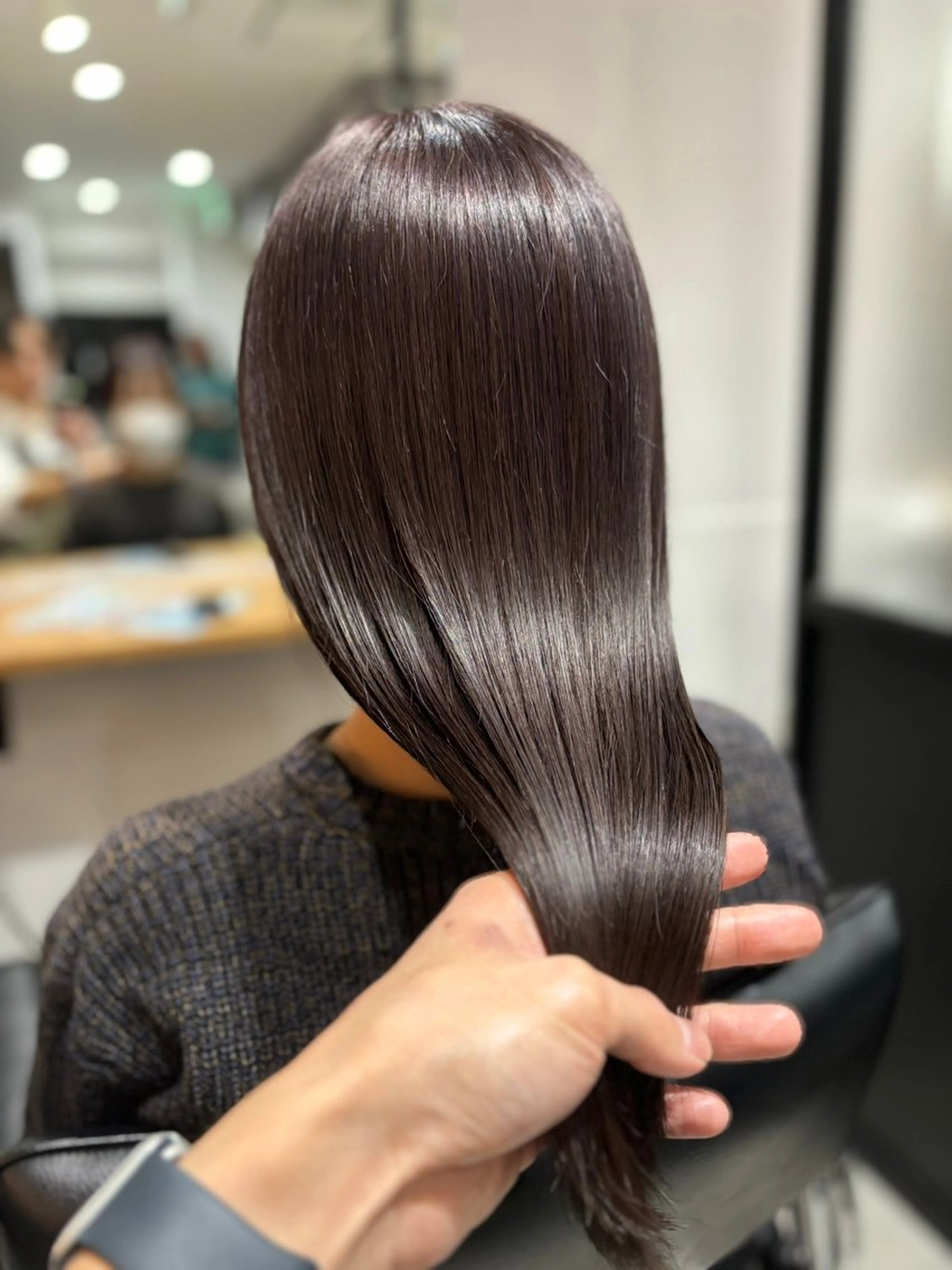 セミロング カラー classic kawasaki所属・川崎のカラー職人🥣 kentaのヘアスタイル