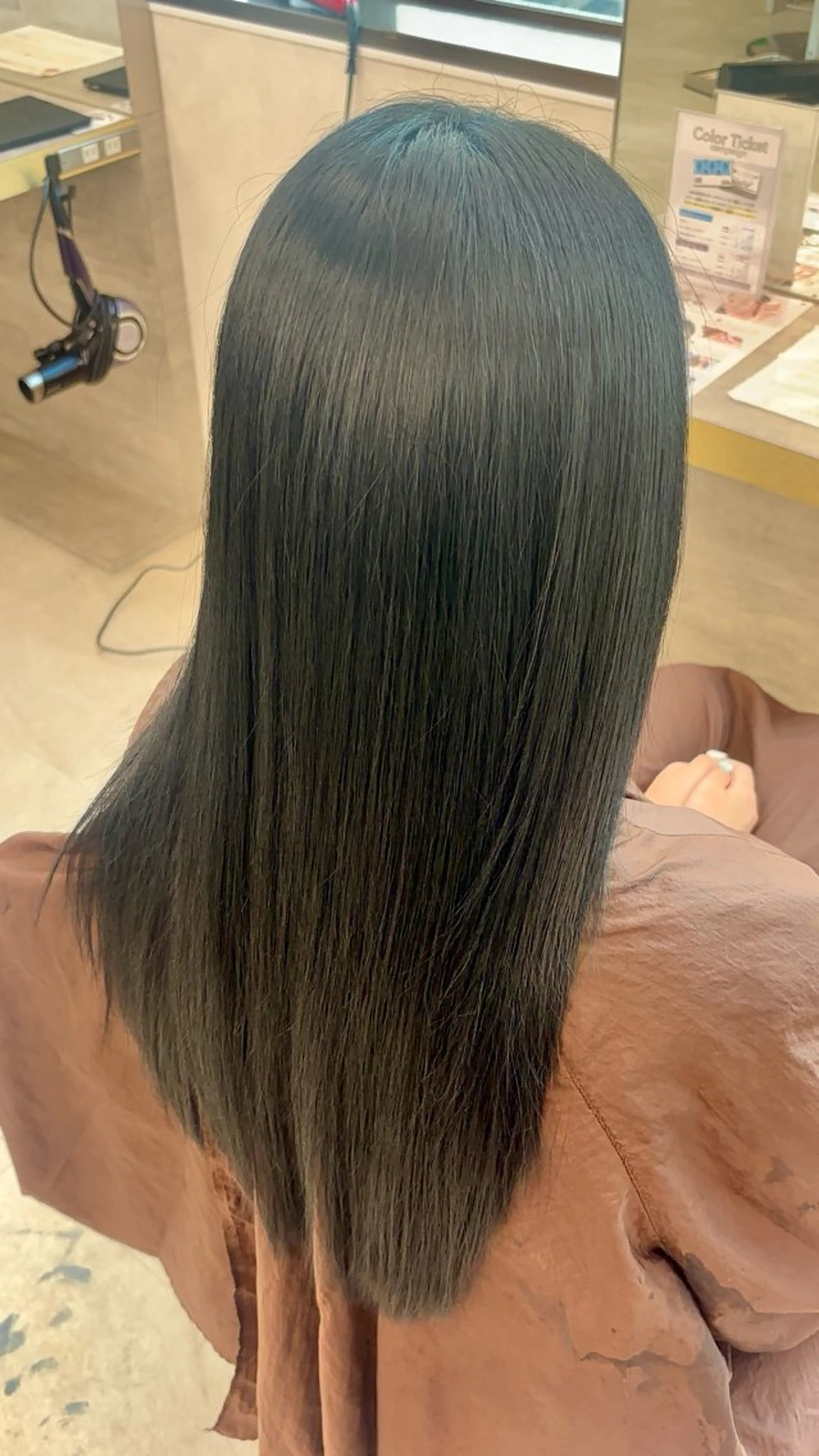 カラー ヘアカラー トリートメント 暖色/髪質改善/ ツヤ髪🎀本田愛来のヘアスタイル