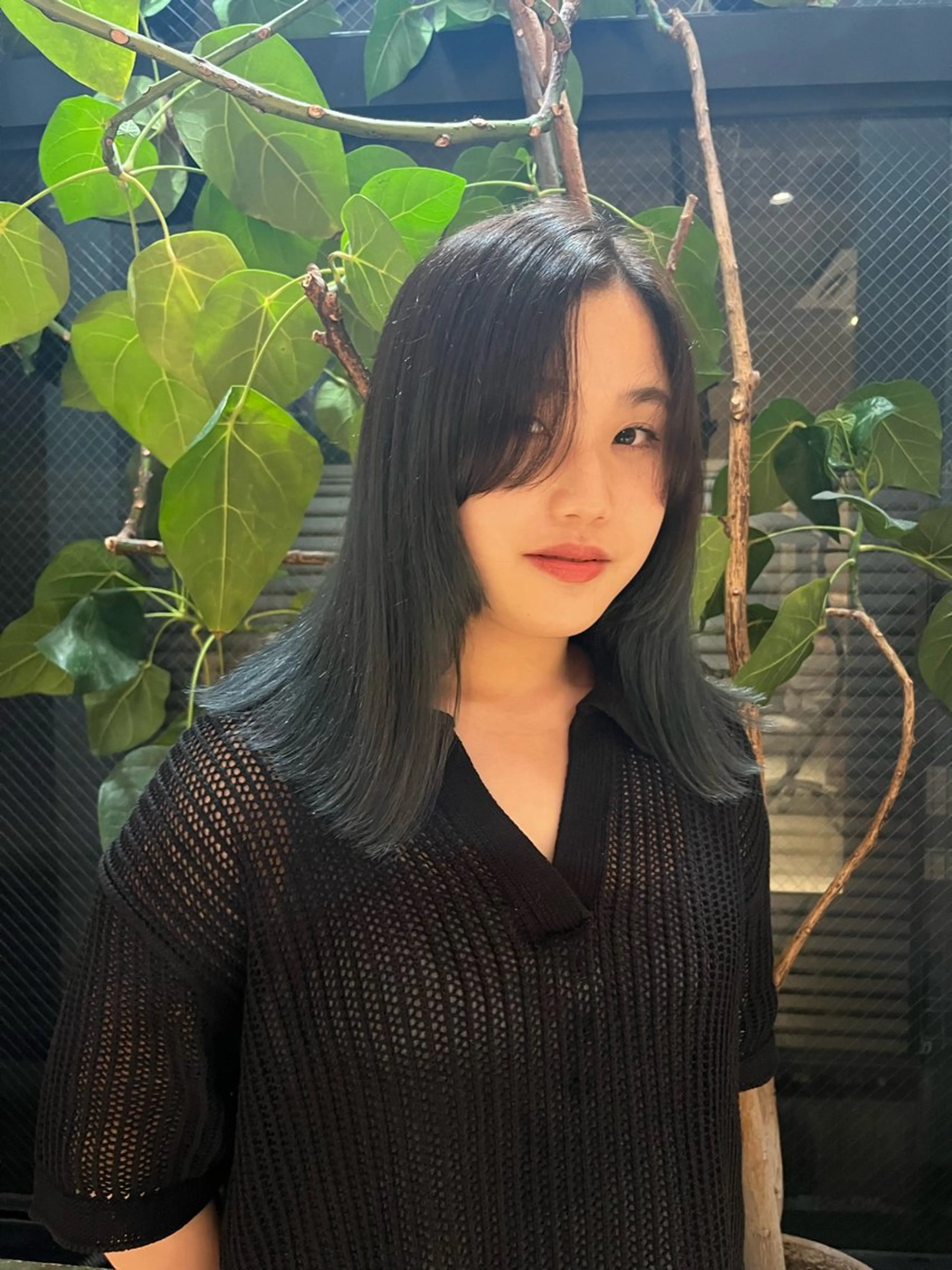 ミディアム 愛瑠奈 erunaのヘアスタイル