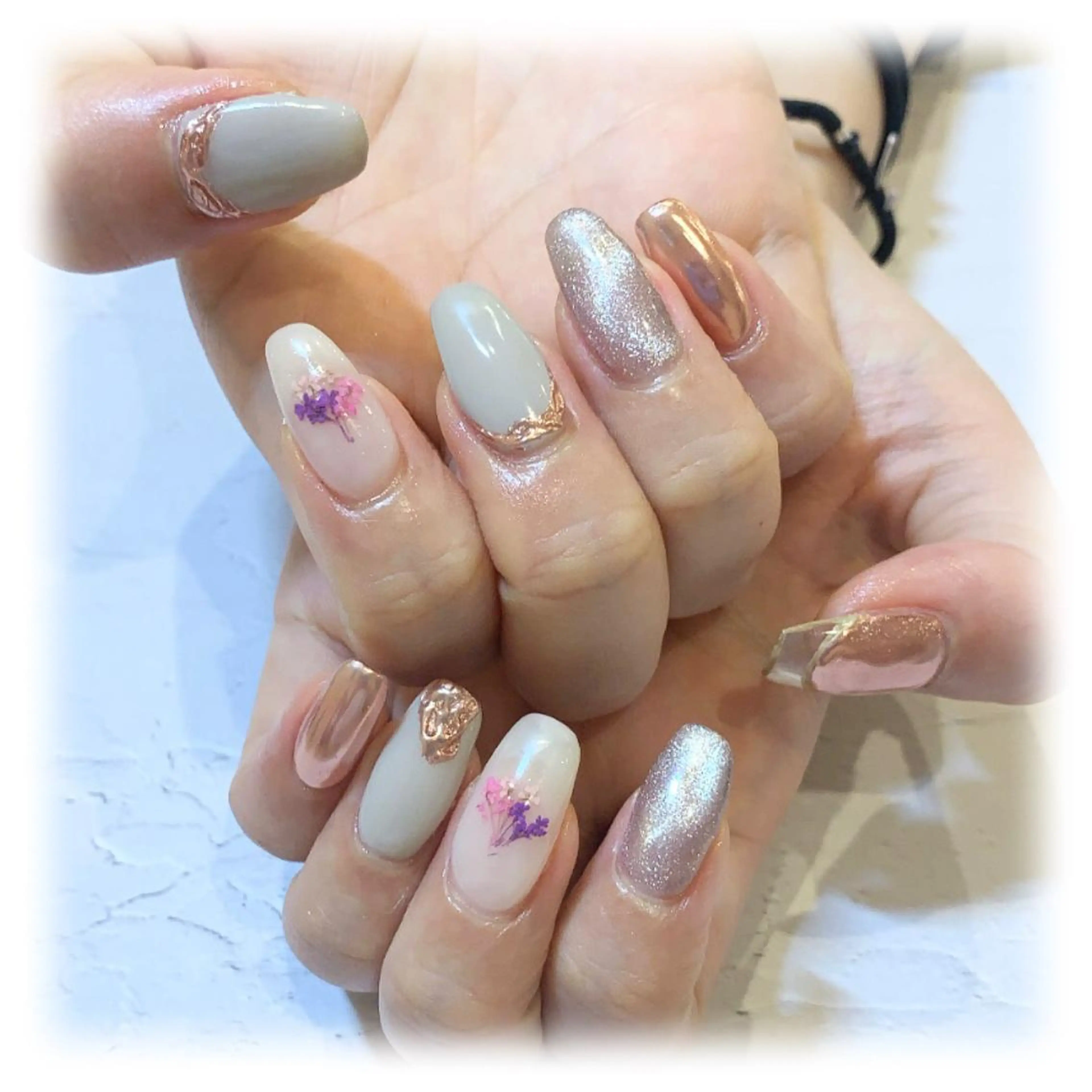 ネイル アートネイル クリアネイル フラワーネイル フレンチネイル マグネットネイル ハンドネイル ui nailのネイルデザイン