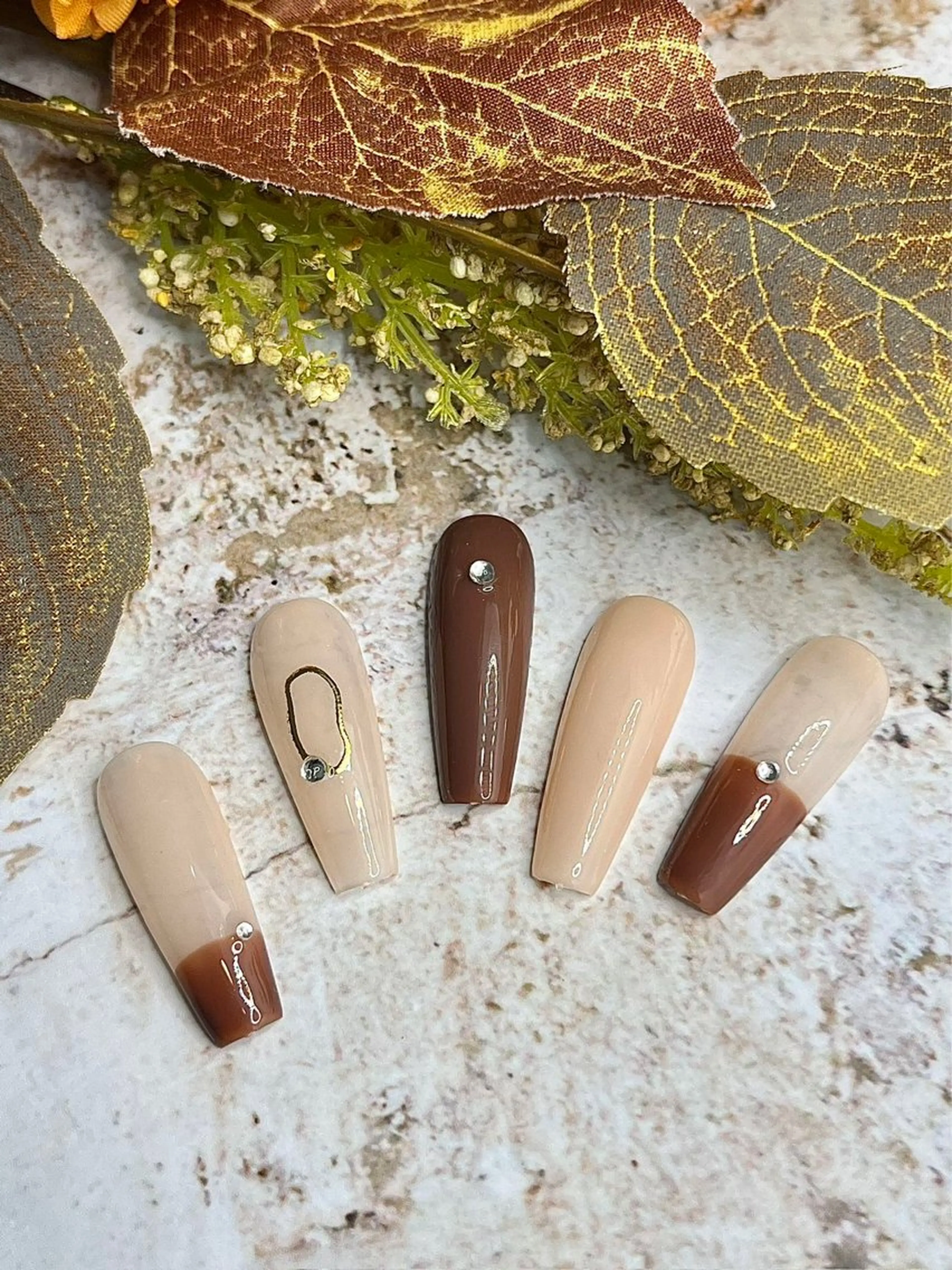 ネイル 韓国ネイル H&B 楊のネイルデザイン